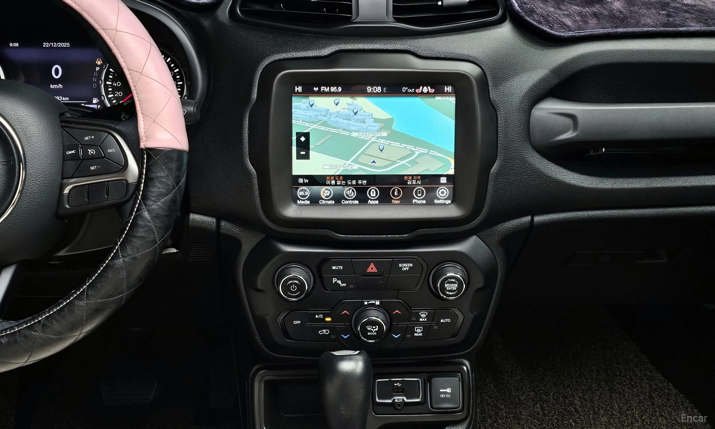 Jeep Renegade превью 14