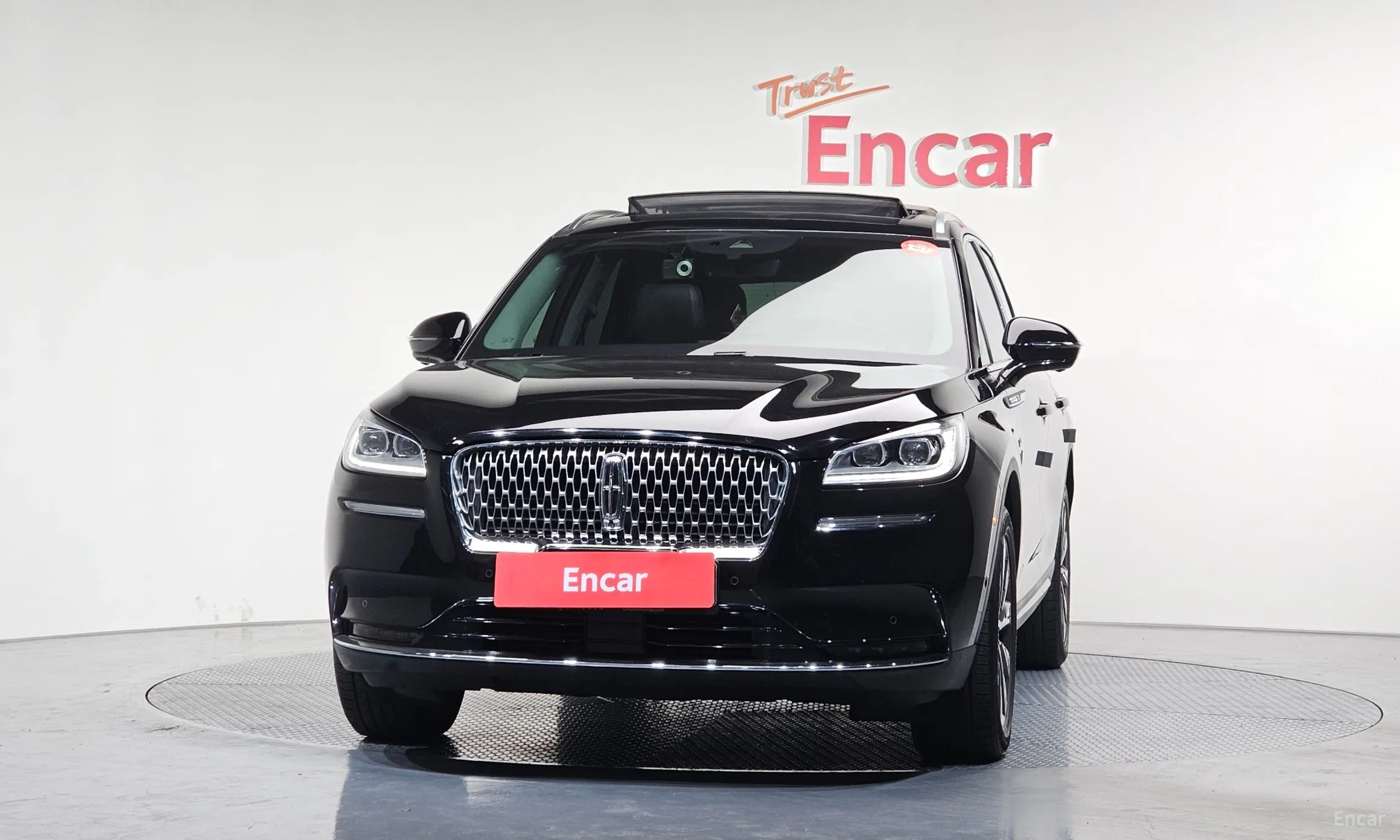 Lincoln Corsair превью 3