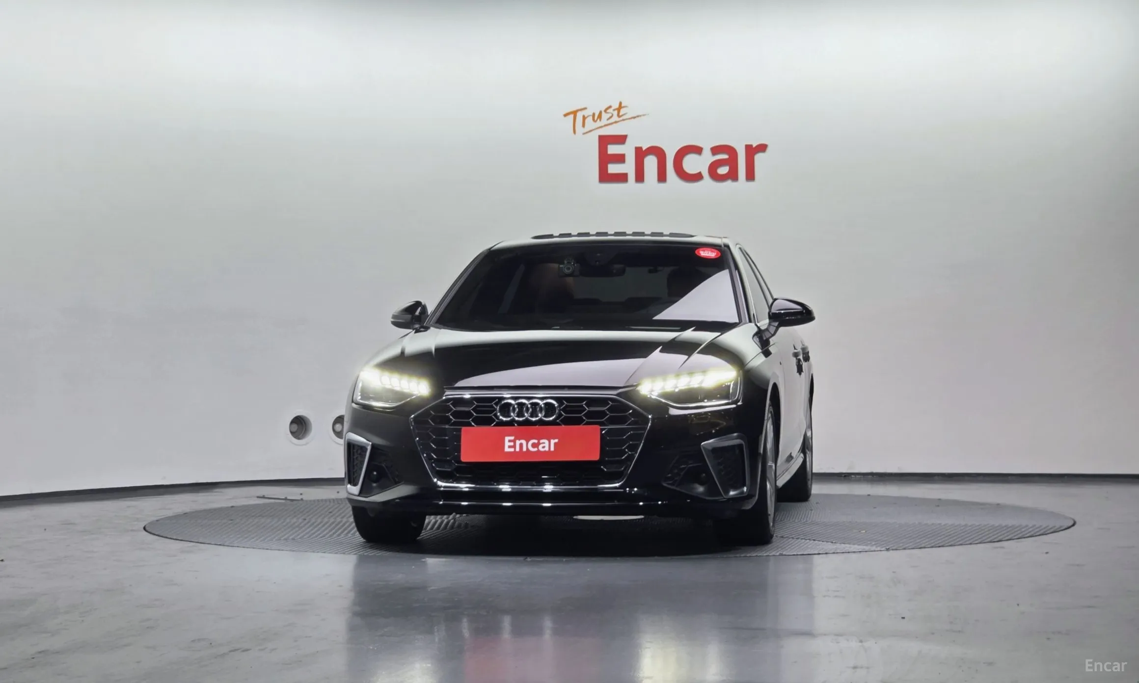 Audi A4 (B9) превью 3