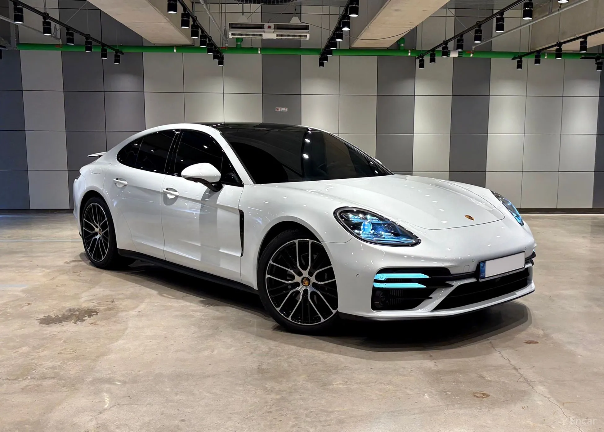 Porsche Panamera (971) превью 4