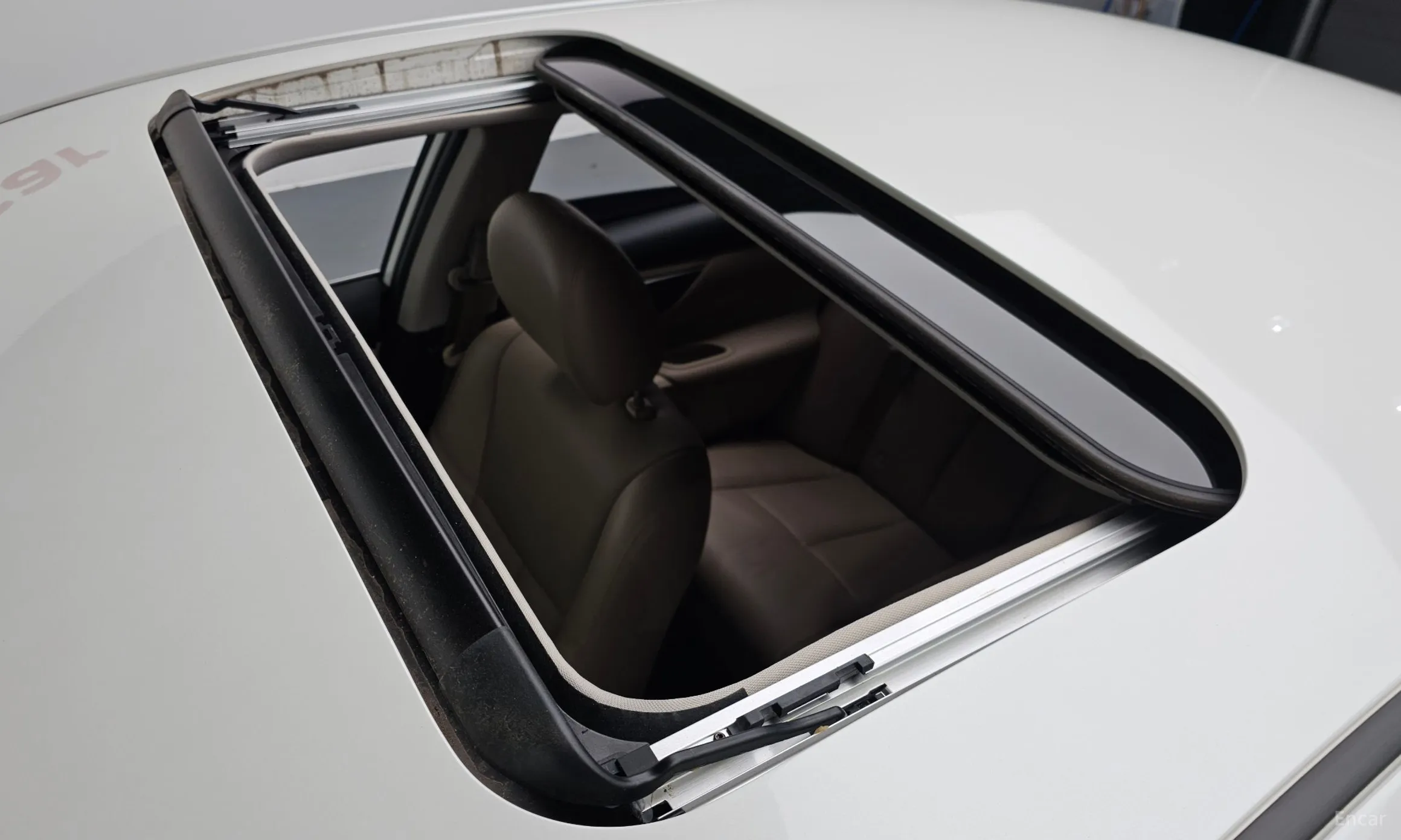 Nissan Altima превью 19