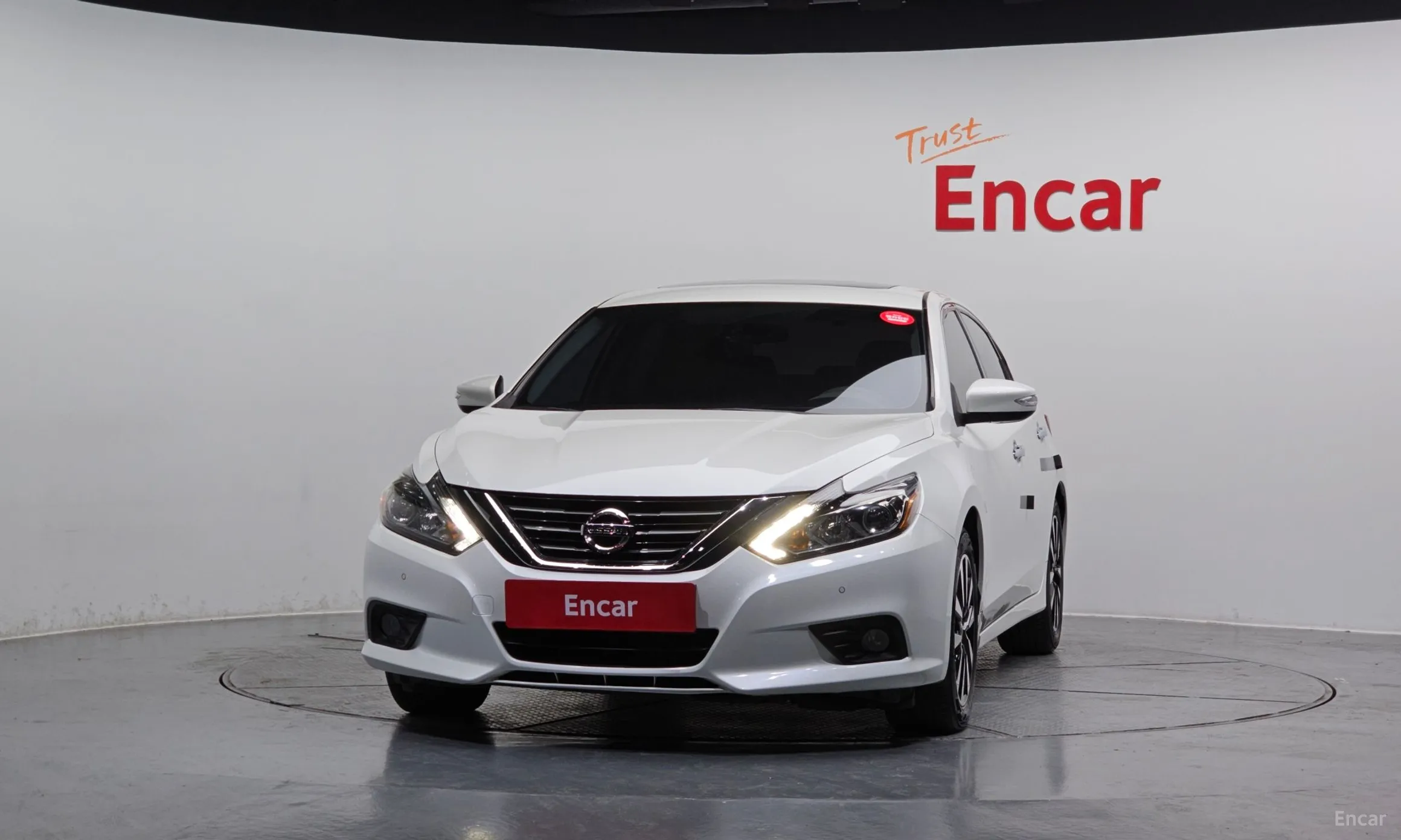 Nissan Altima превью 3