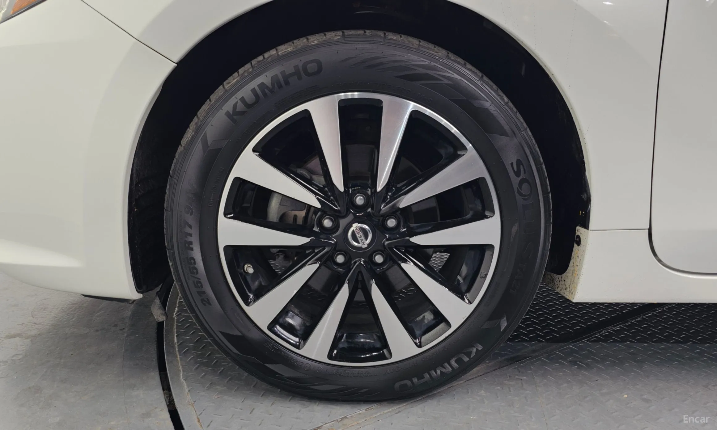 Nissan Altima превью 5
