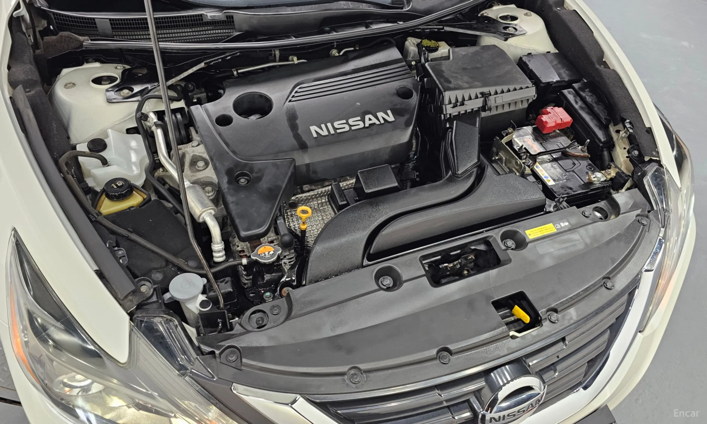 Nissan Altima превью 6
