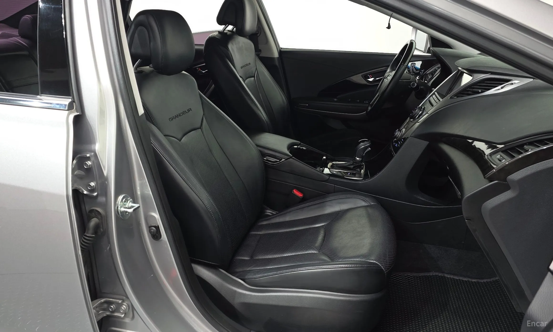 Hyundai Grandeur HG превью 10