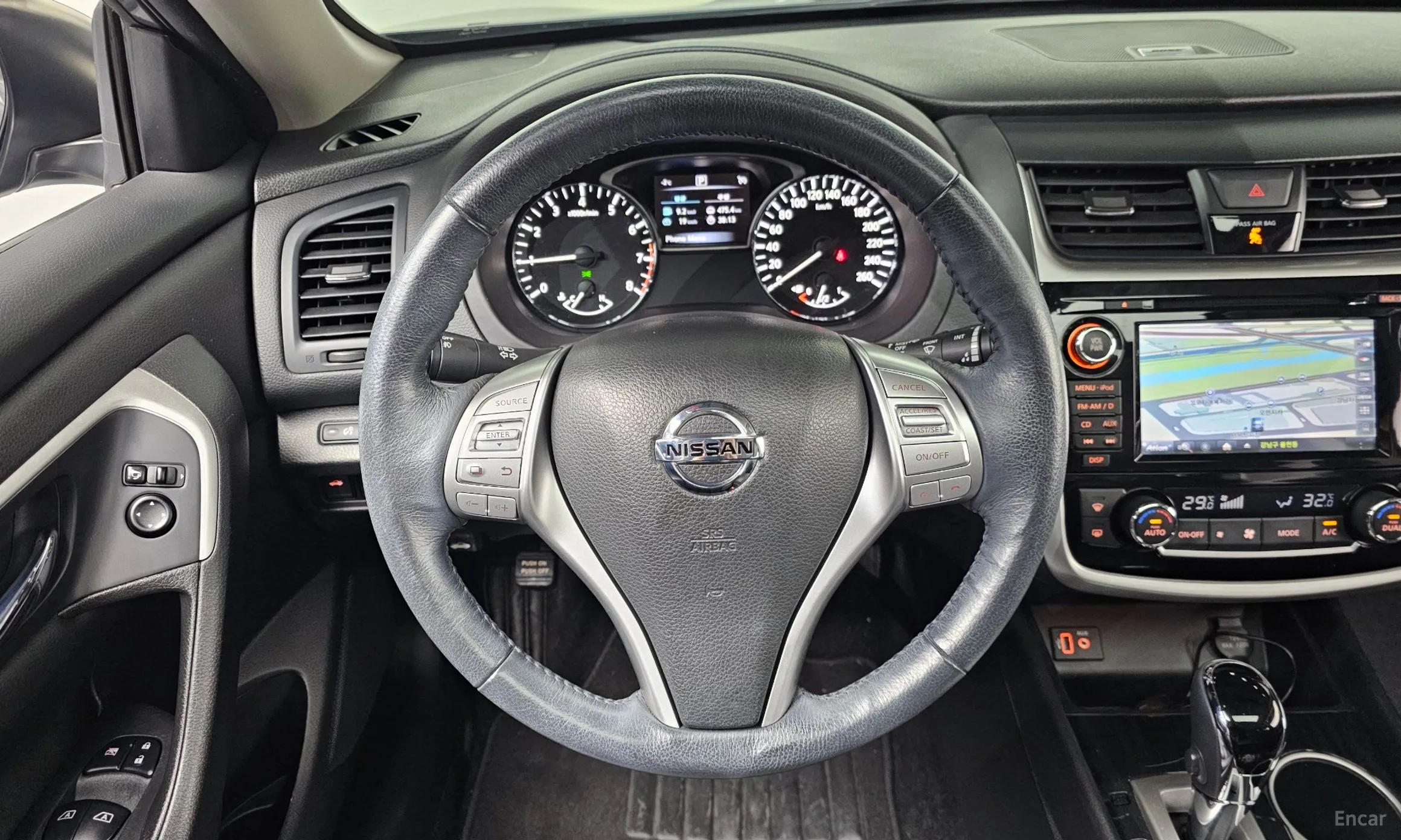 Nissan Altima превью 13