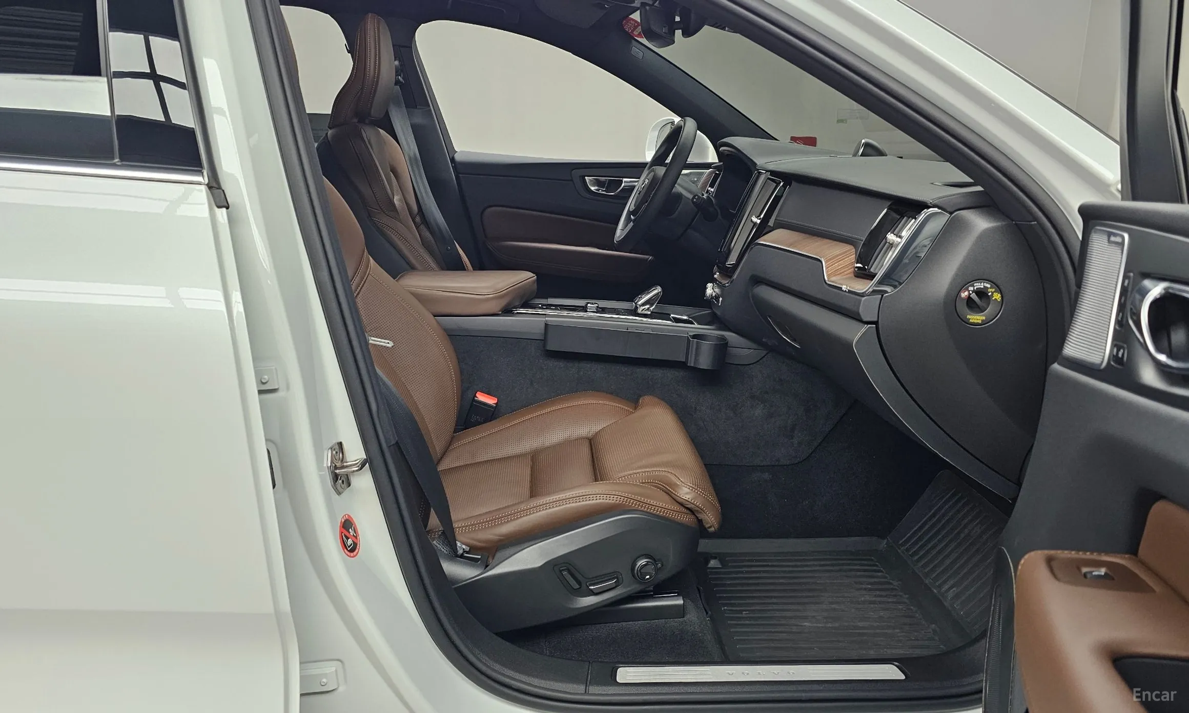 Volvo XC60 Gen 2 превью 11