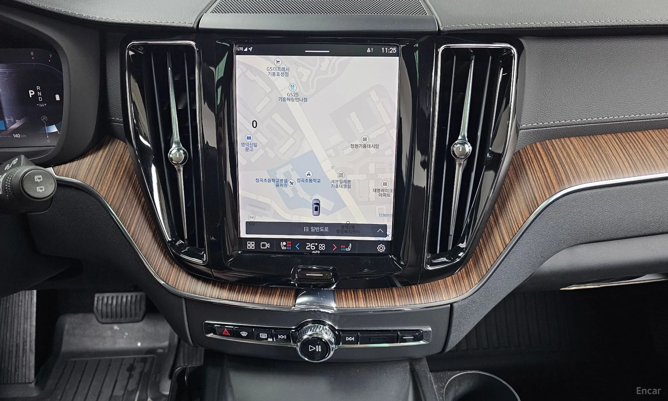 Volvo XC60 Gen 2 превью 14
