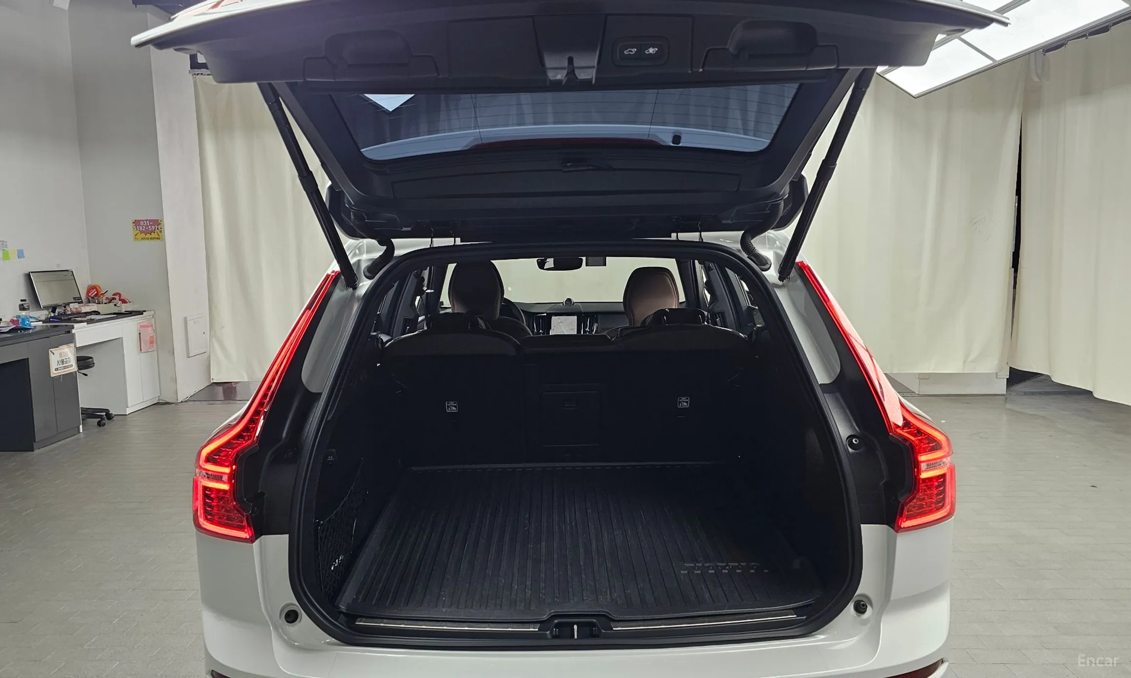 Volvo XC60 Gen 2 превью 20