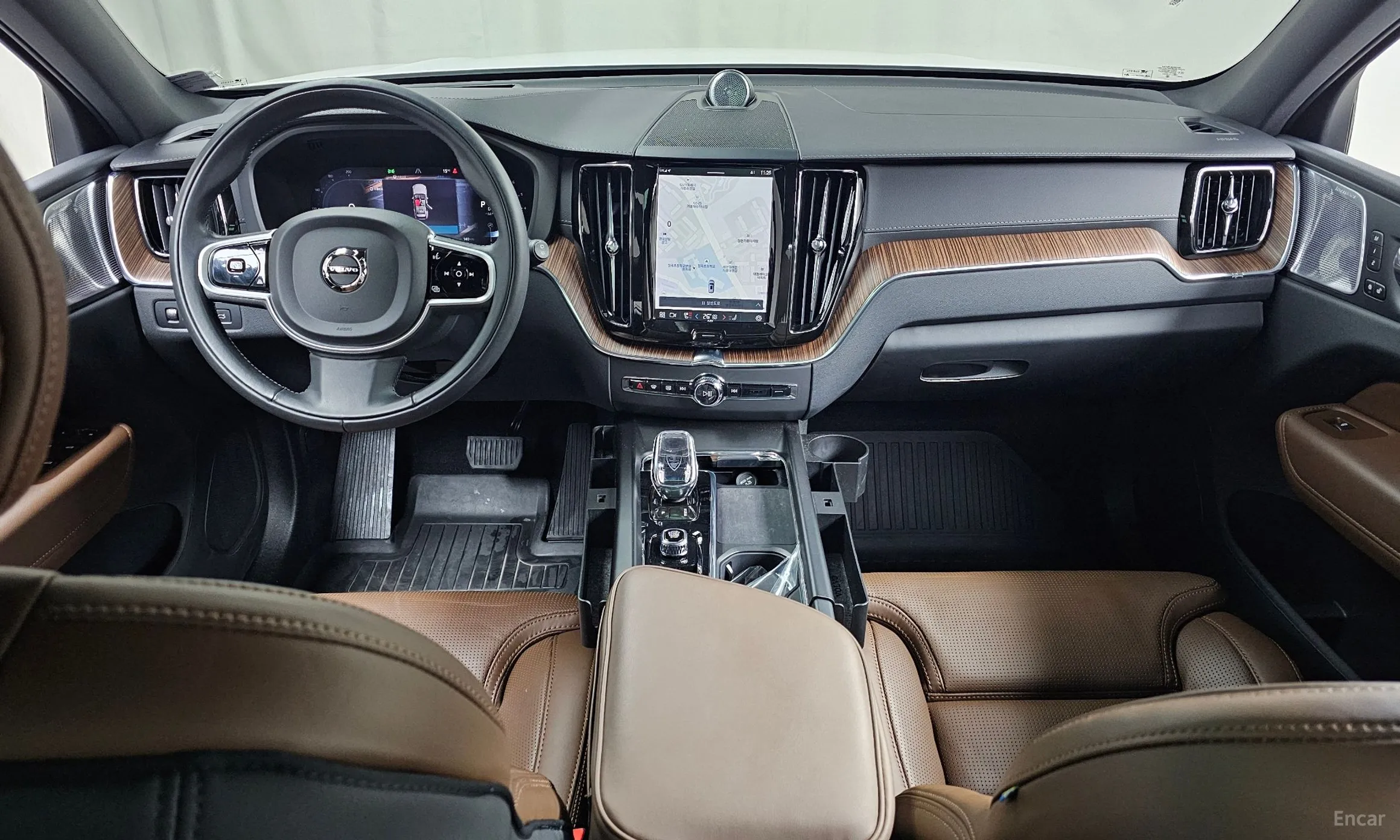 Volvo XC60 Gen 2 превью 7