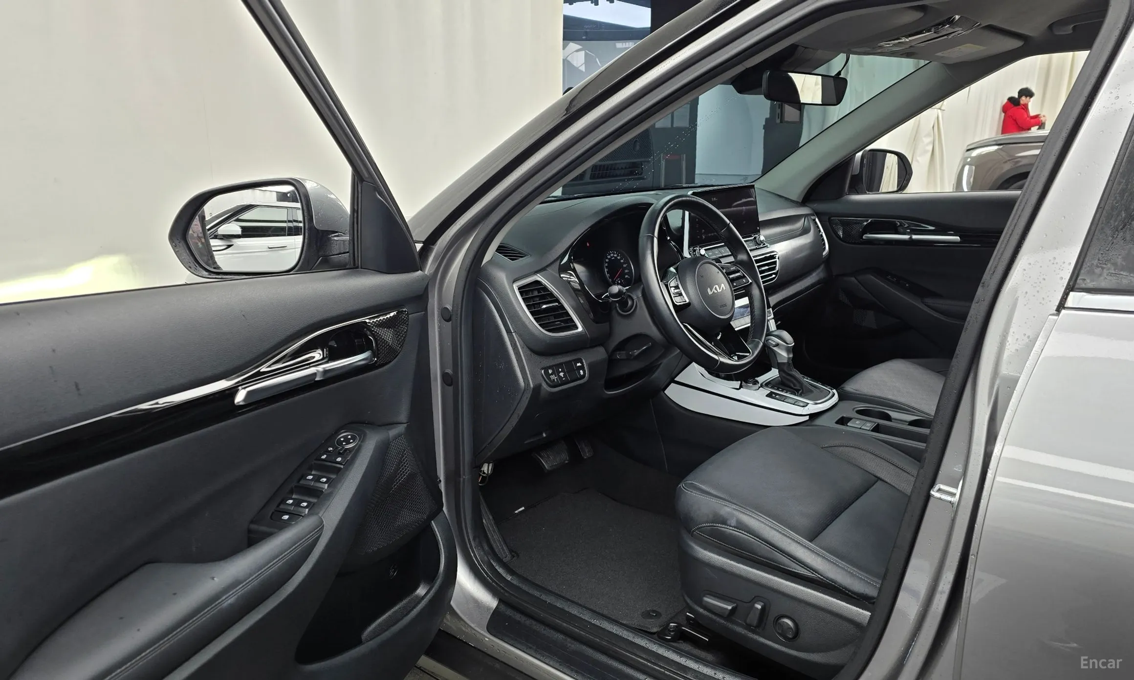 Kia Seltos превью 10