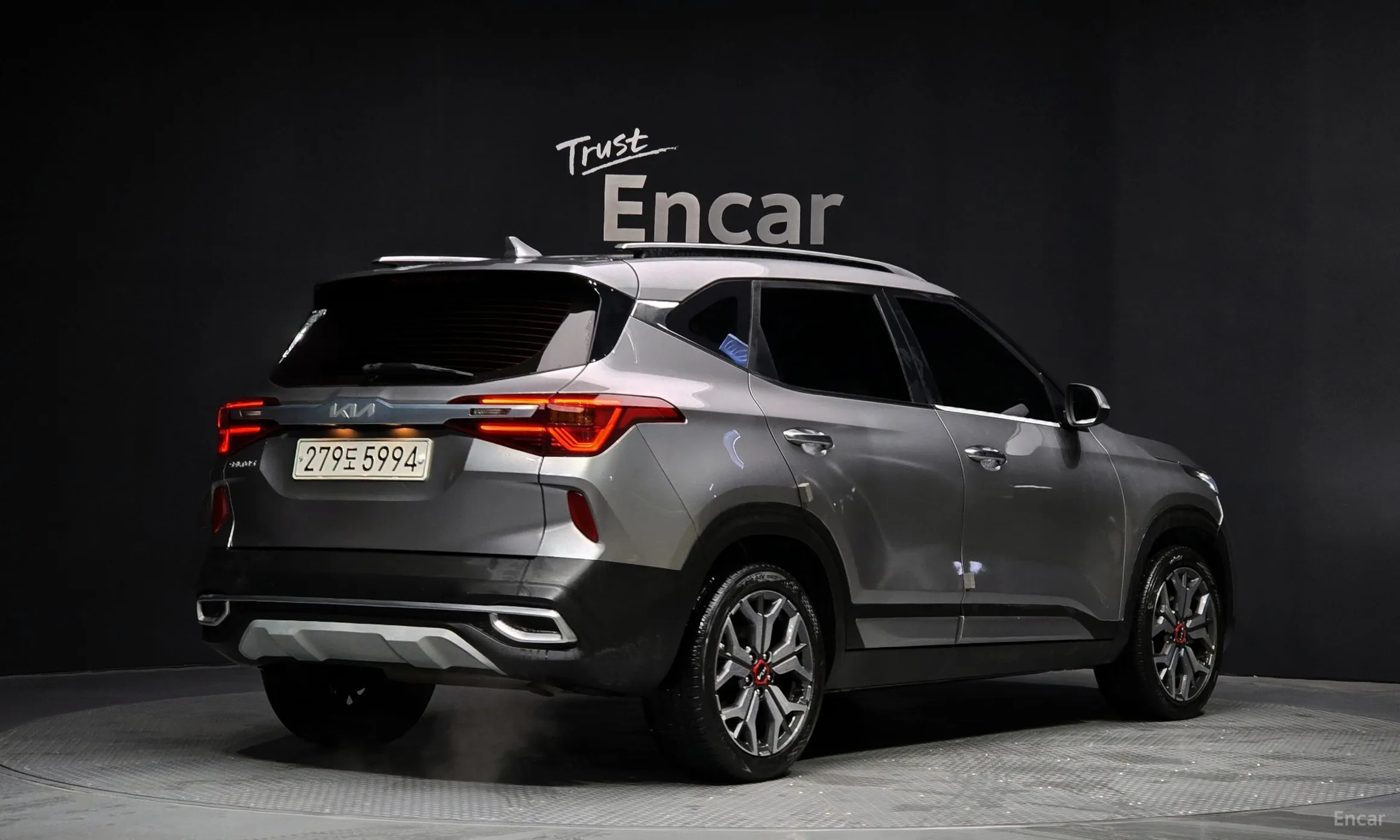 Kia Seltos превью 2