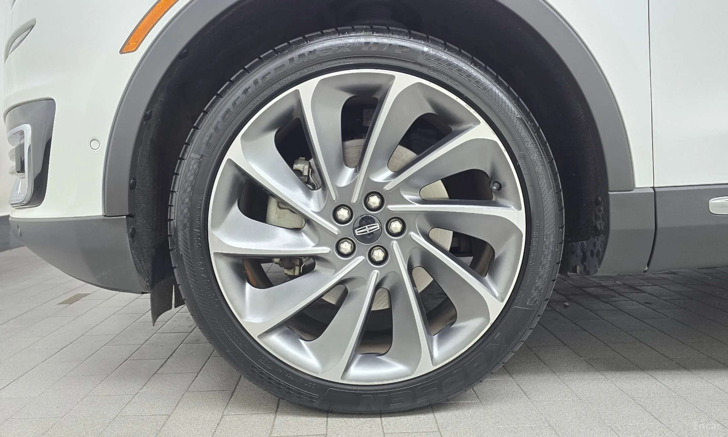 Lincoln Nautilus Gen 1 превью 5