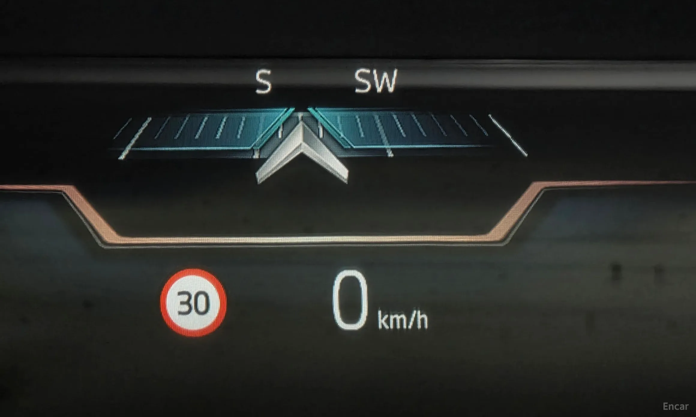 BMW 7 Series (G70) превью 18
