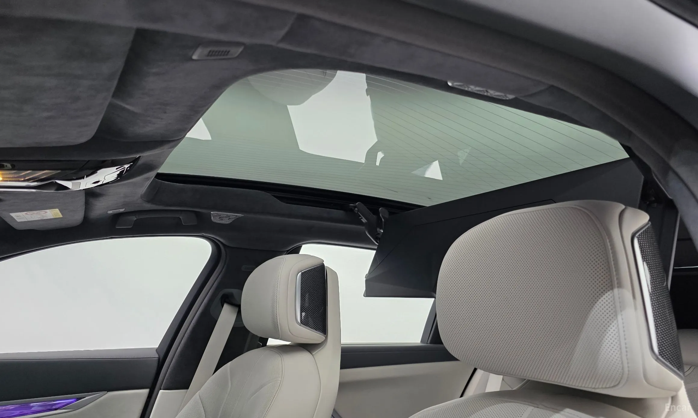 BMW 7 Series (G70) превью 19