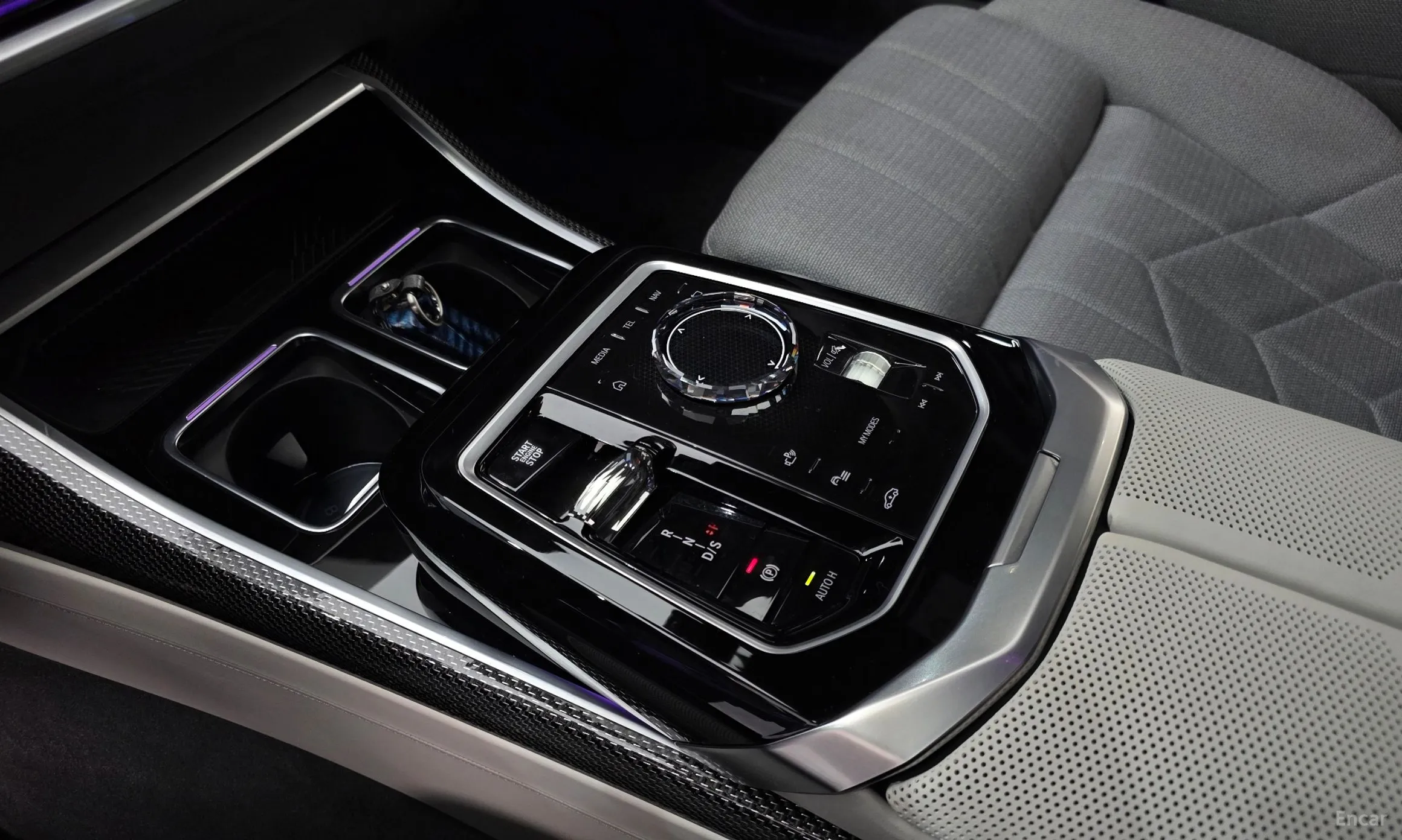 BMW 7 Series (G70) превью 9