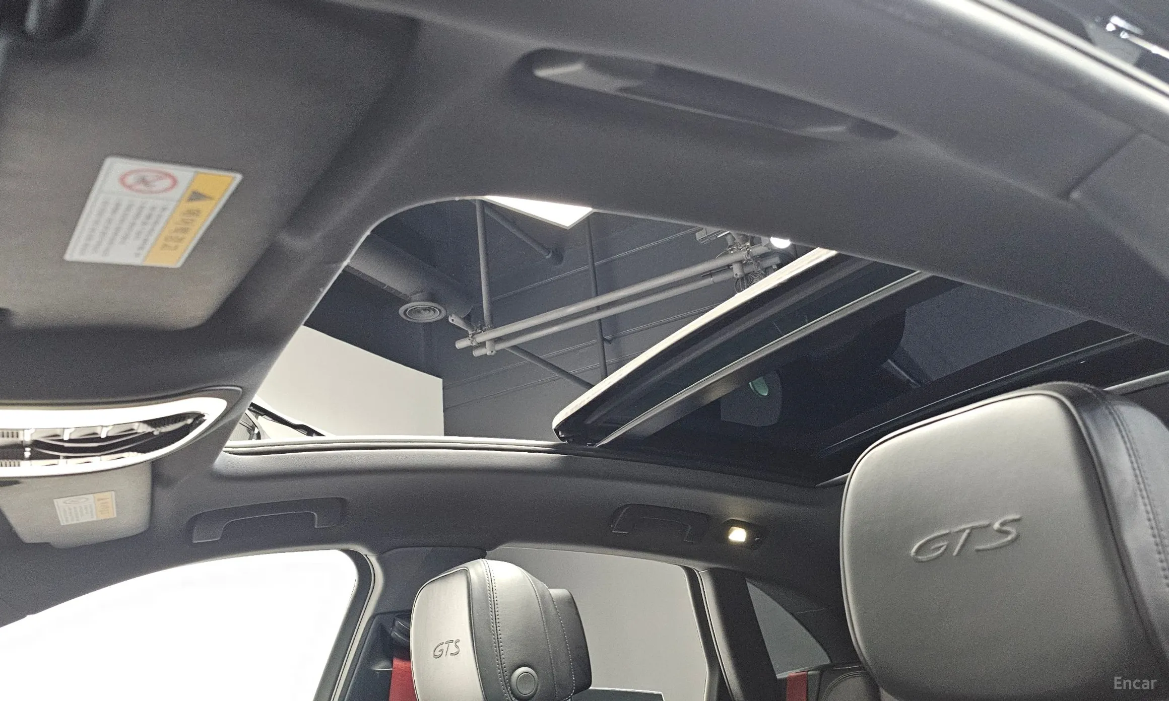 Porsche Macan превью 19