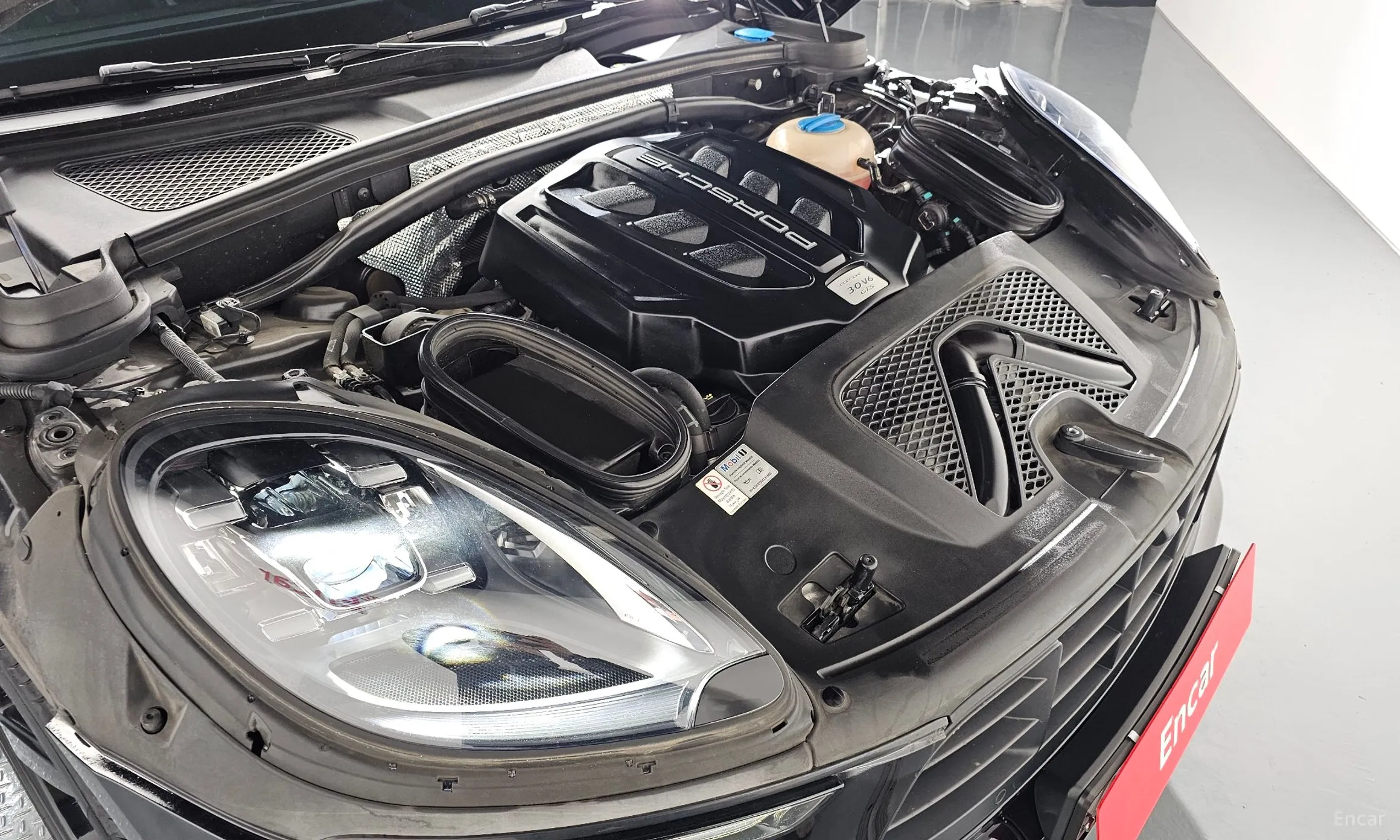 Porsche Macan превью 6