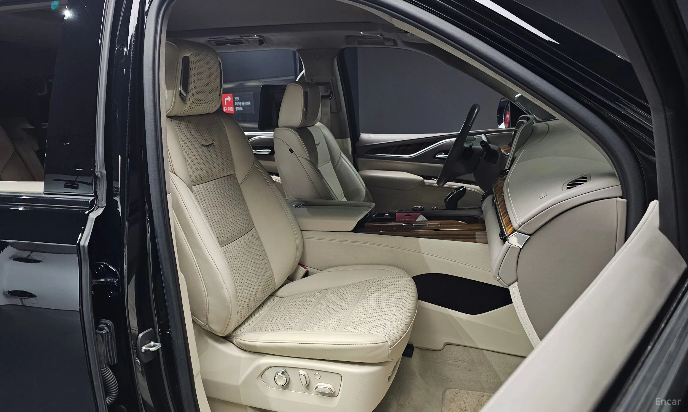 Cadillac Escalade 5th Generation превью 10
