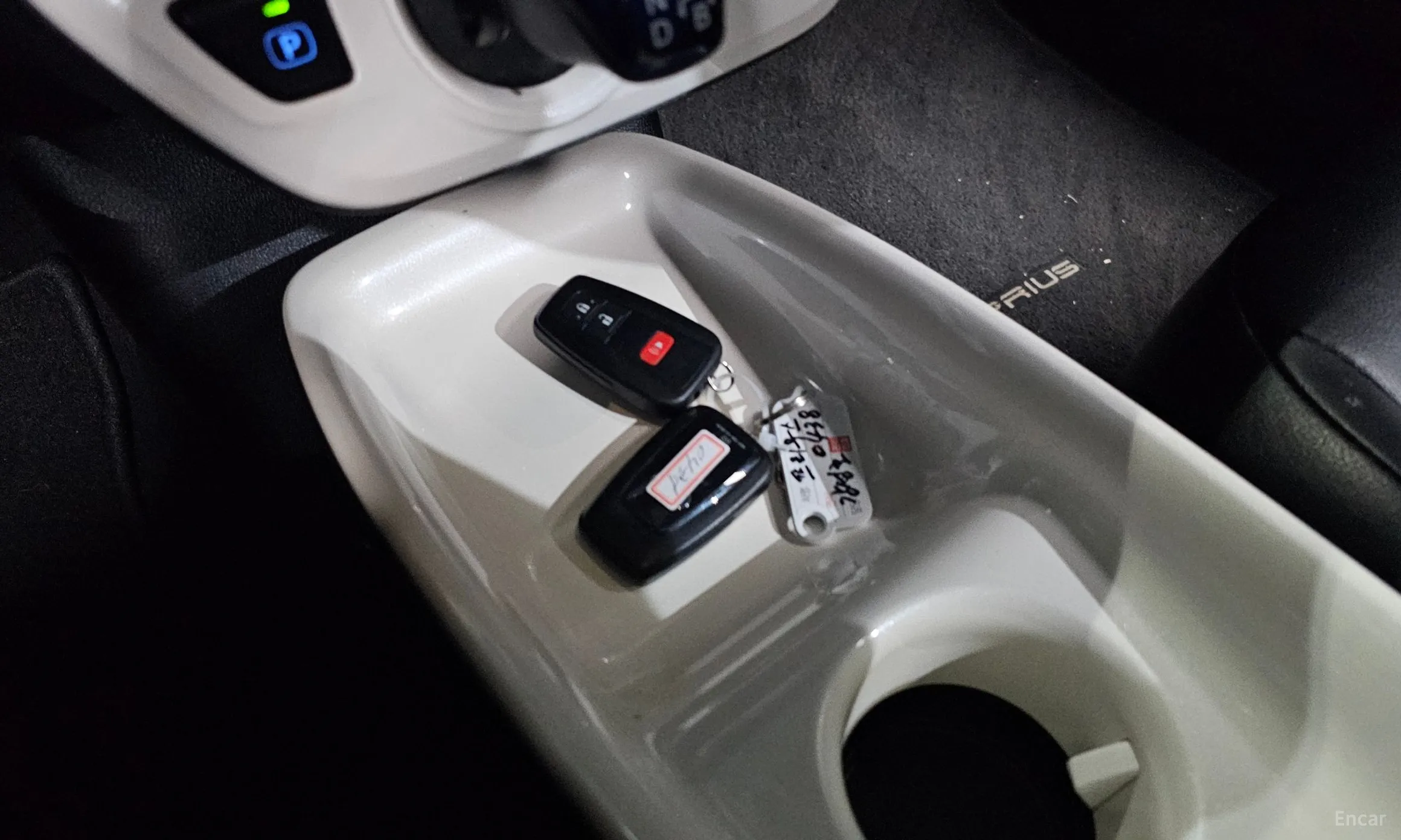 Toyota Prius 4th Generation превью 17