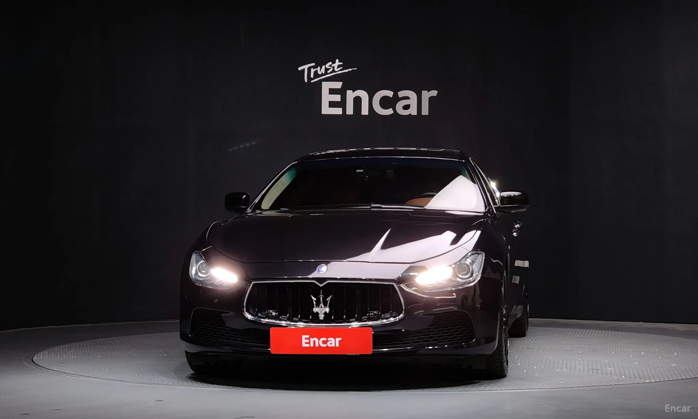 Maserati Ghibli превью 3