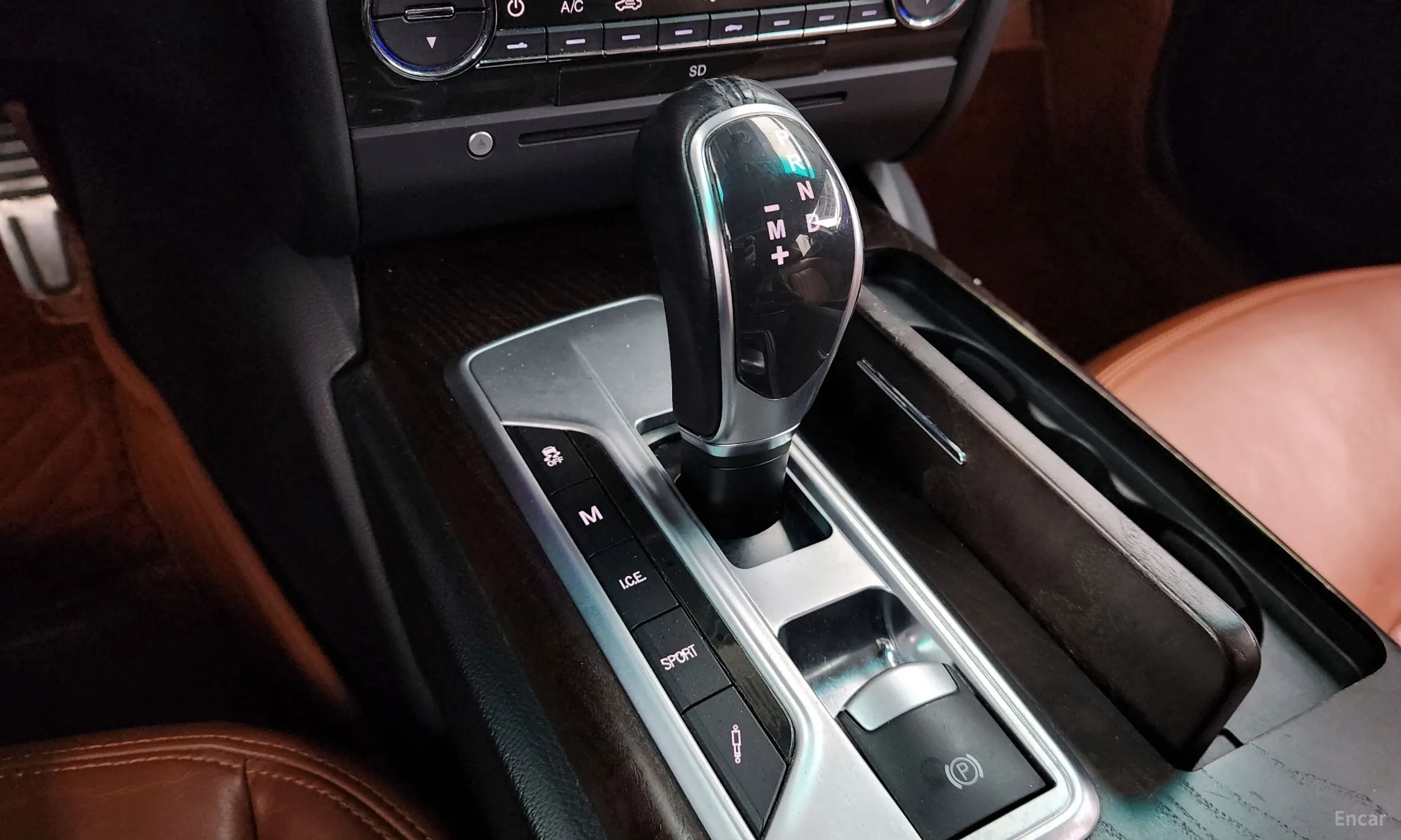 Maserati Ghibli превью 9