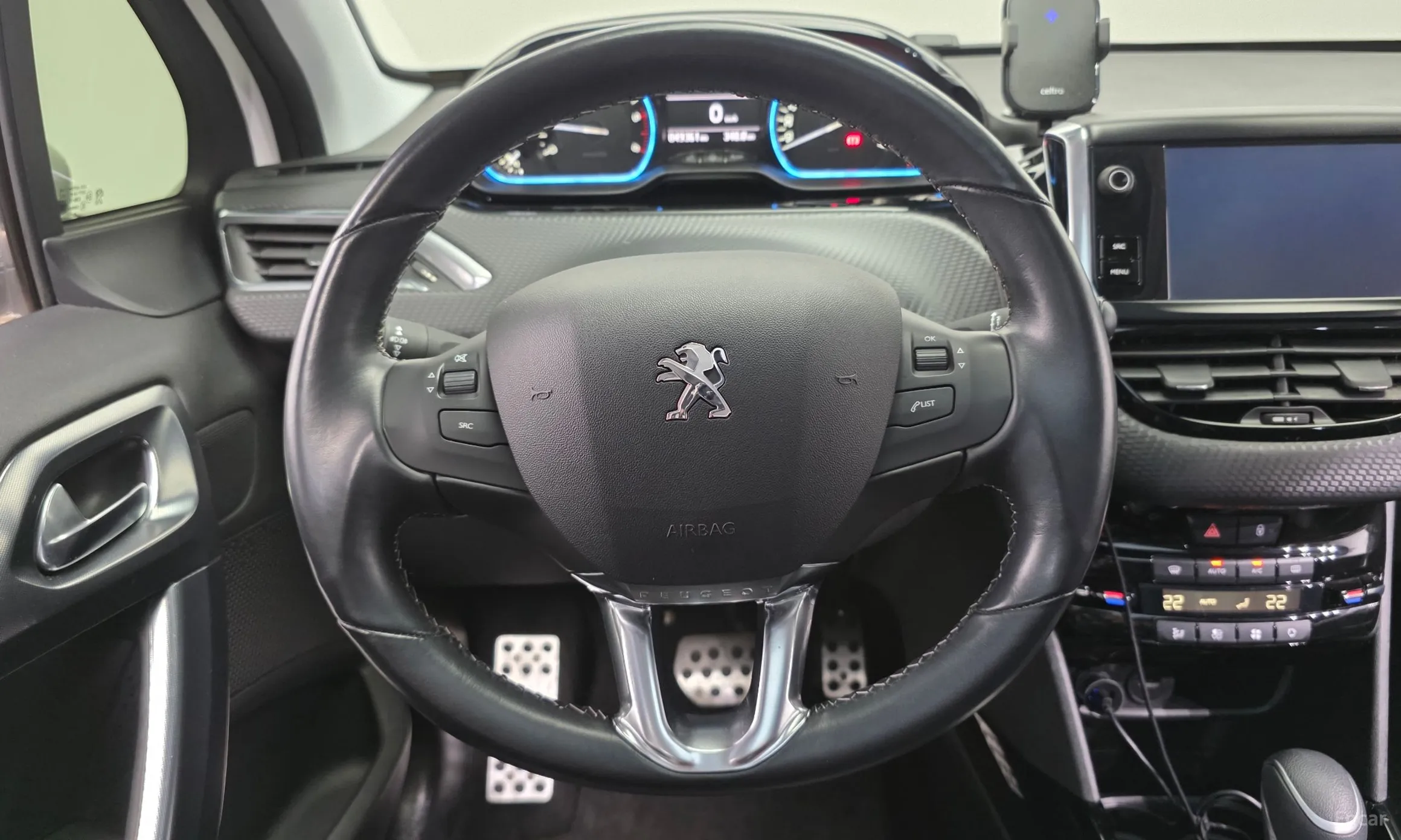 Peugeot 2008. превью 13