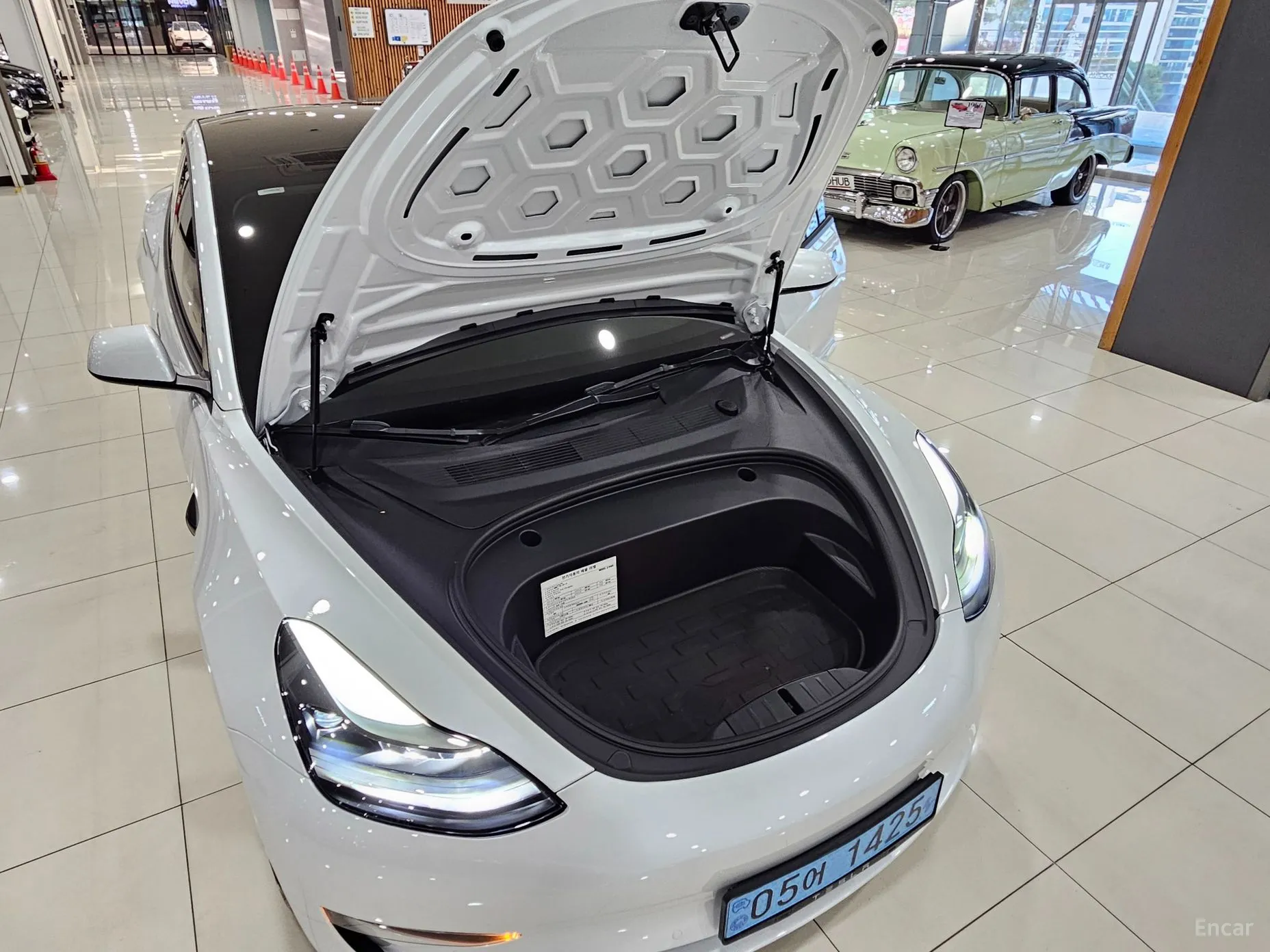 Tesla Model 3 превью 6