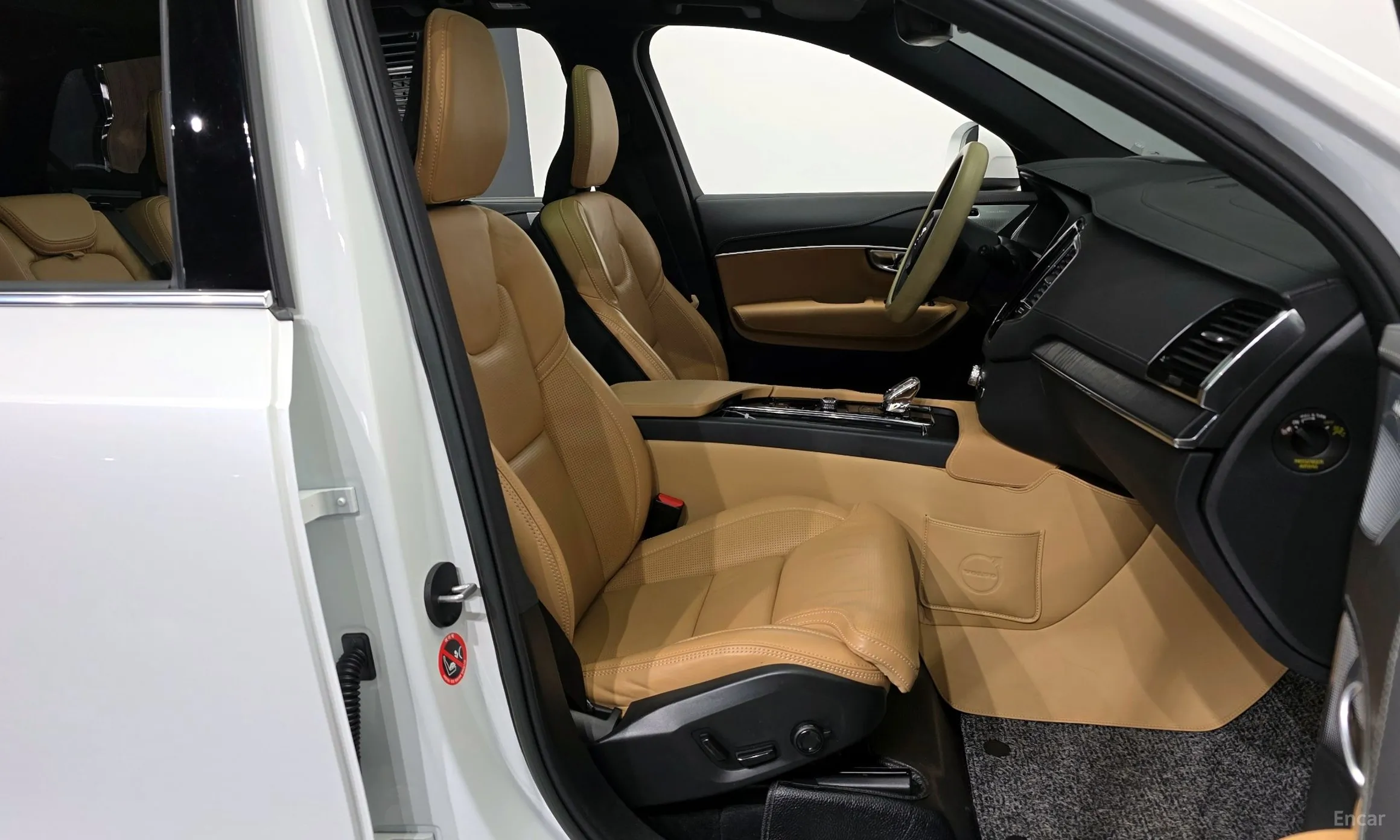 Volvo XC90 Gen 2 превью 11