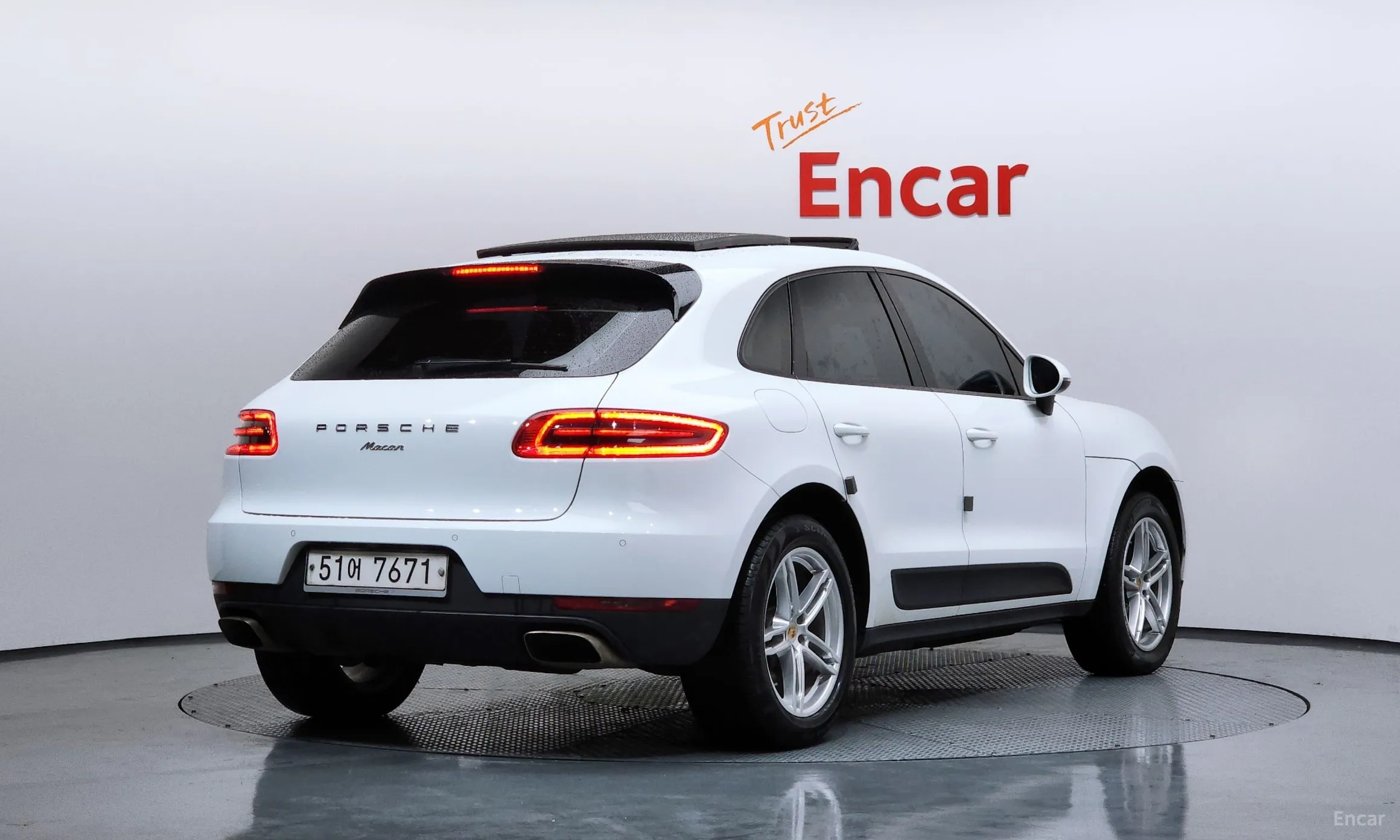 Porsche Macan превью 2