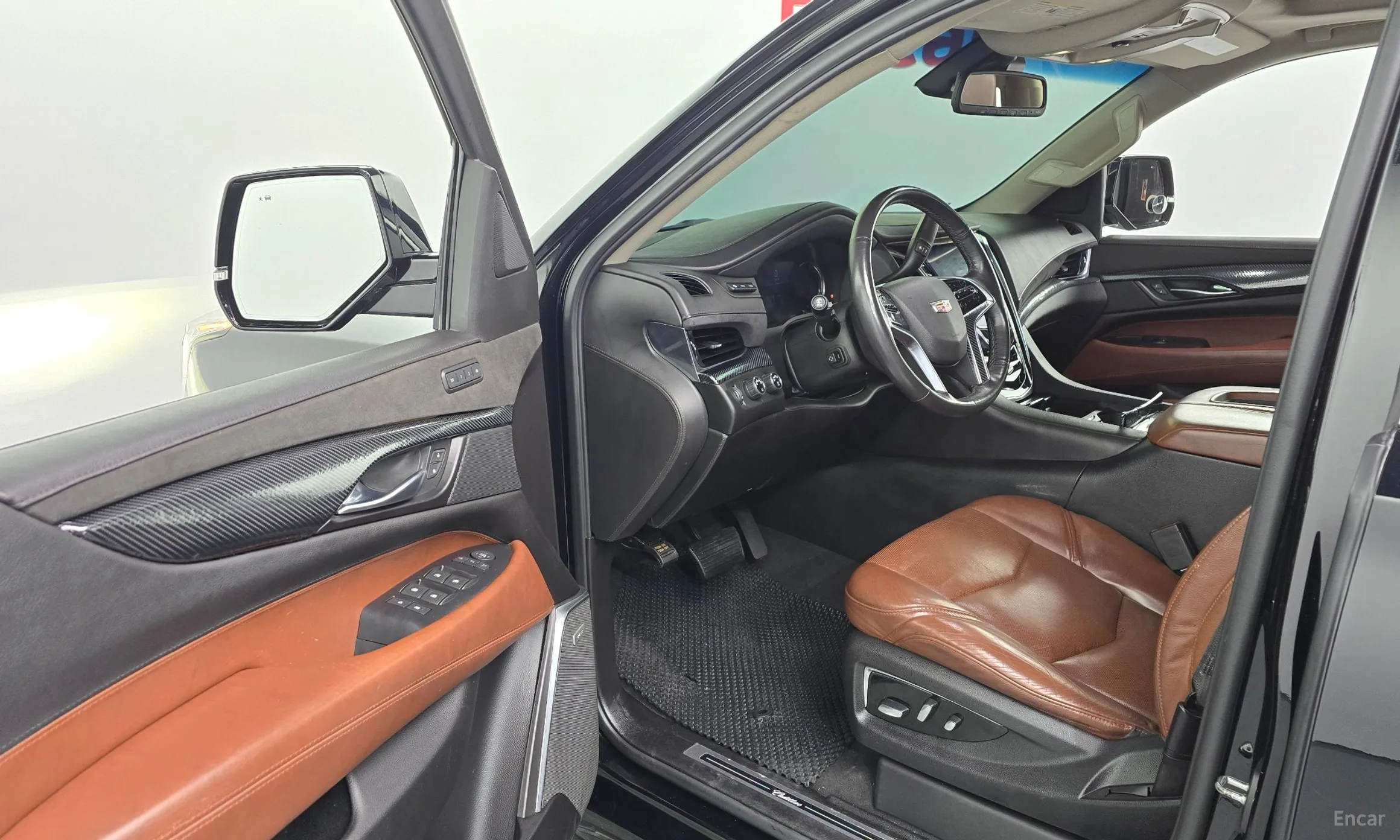Cadillac Escalade превью 10