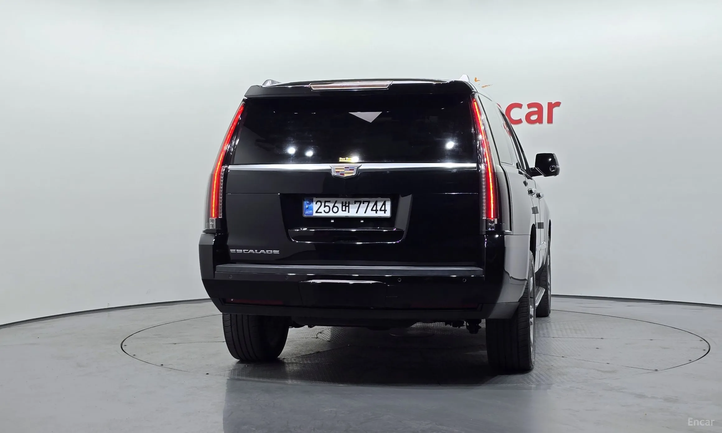 Cadillac Escalade превью 4