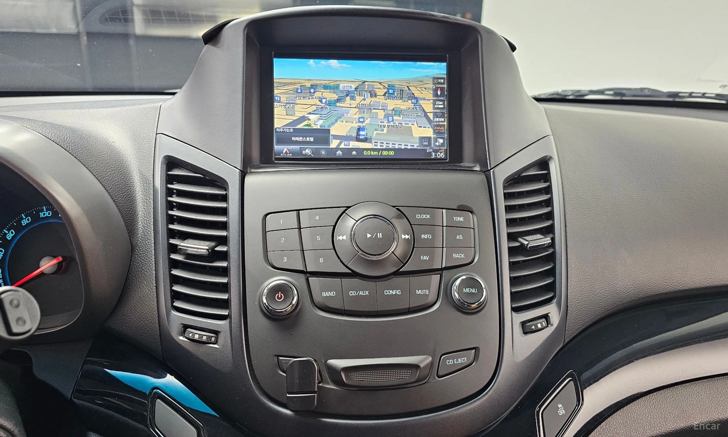Chevrolet (GM Daewoo) Orlando превью 15