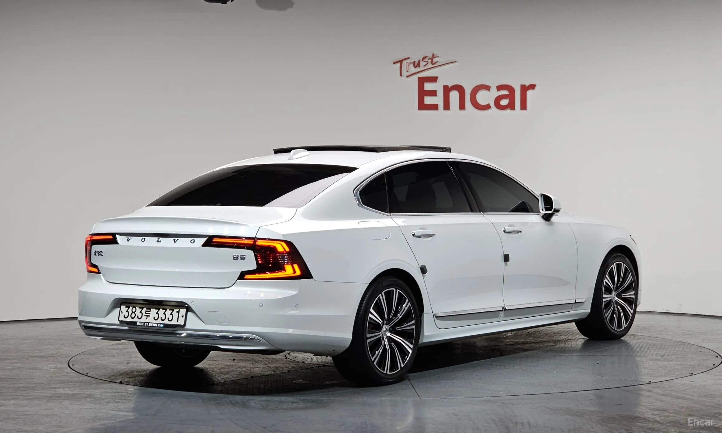 Volvo S90