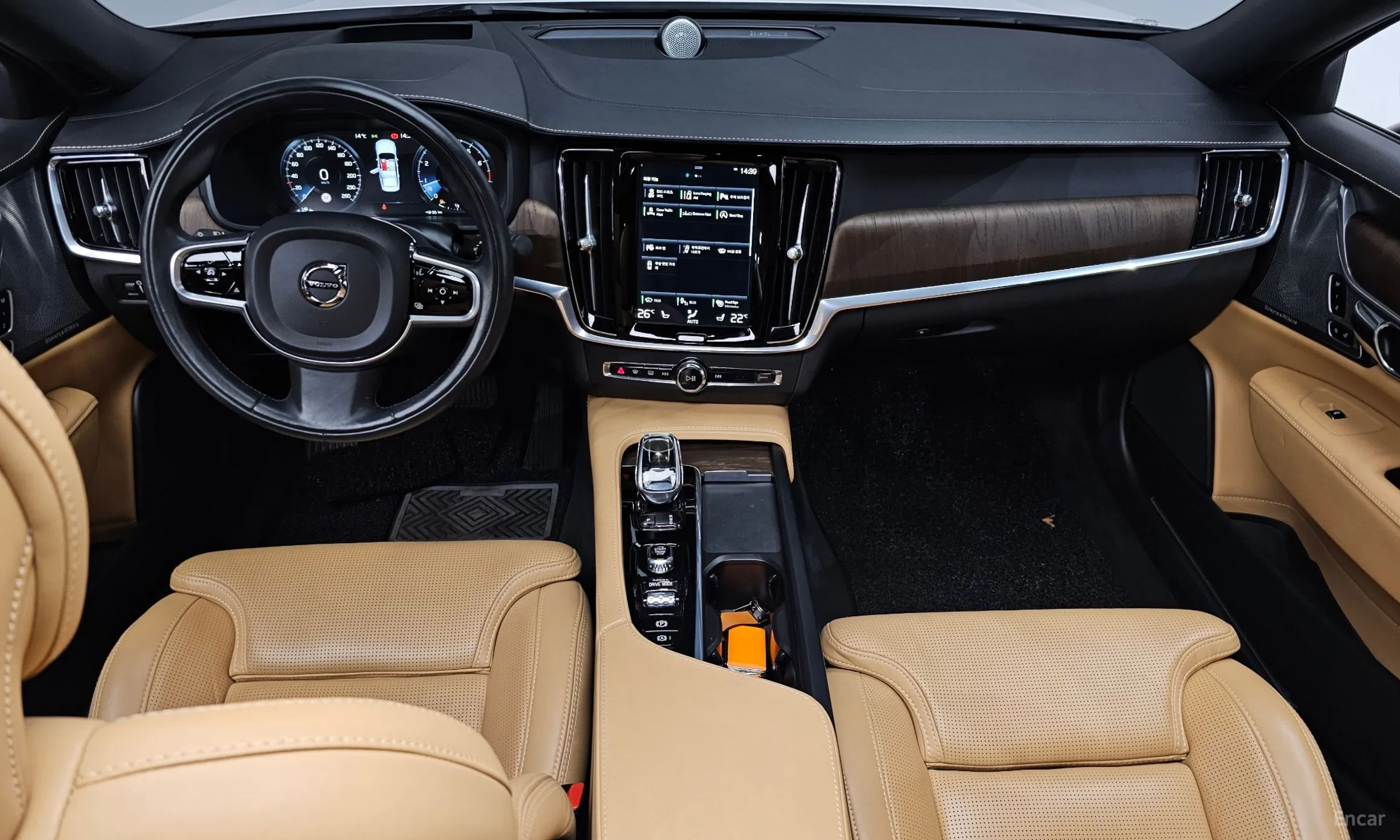 Volvo S90 превью 7