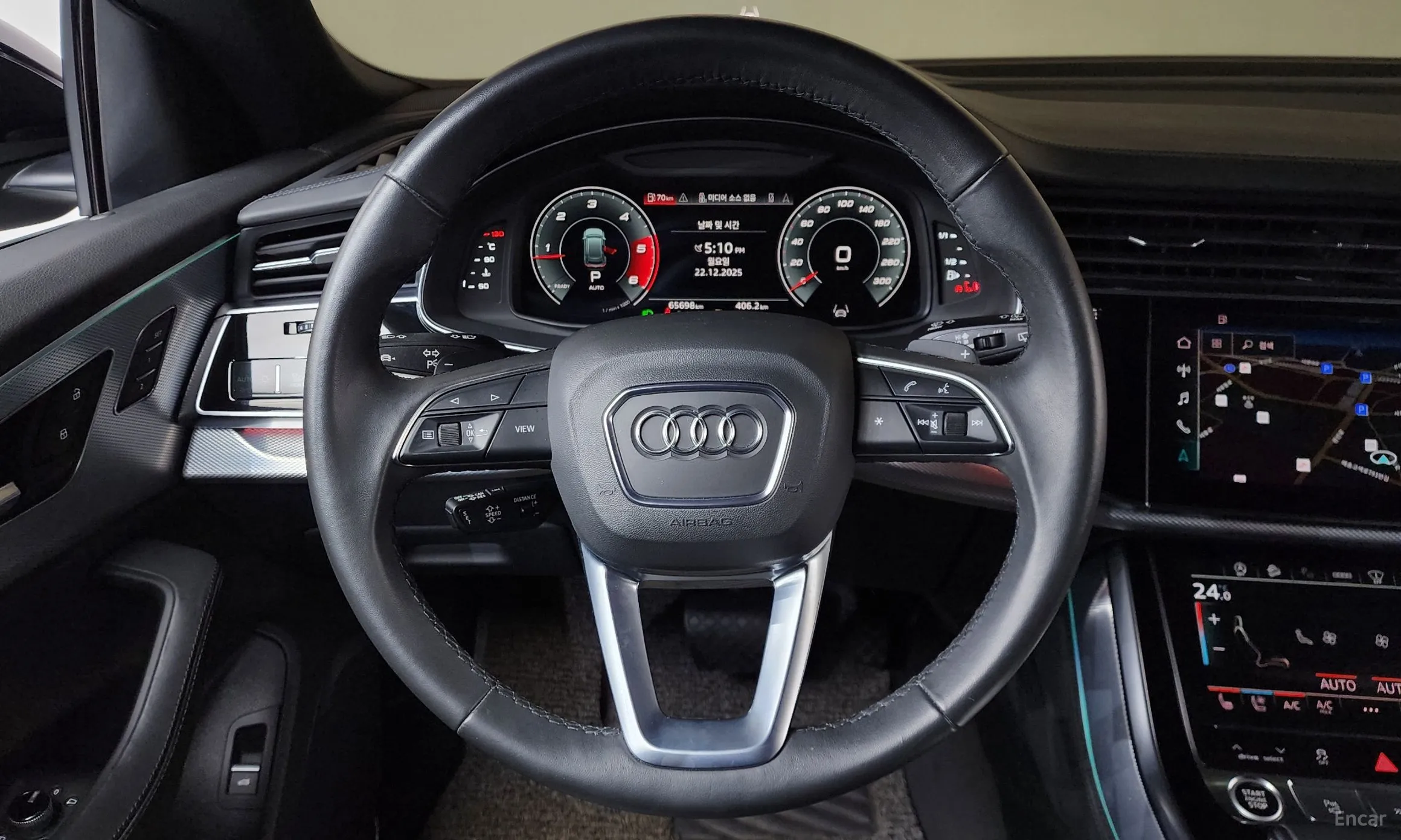 Audi Q8 (4M) превью 13