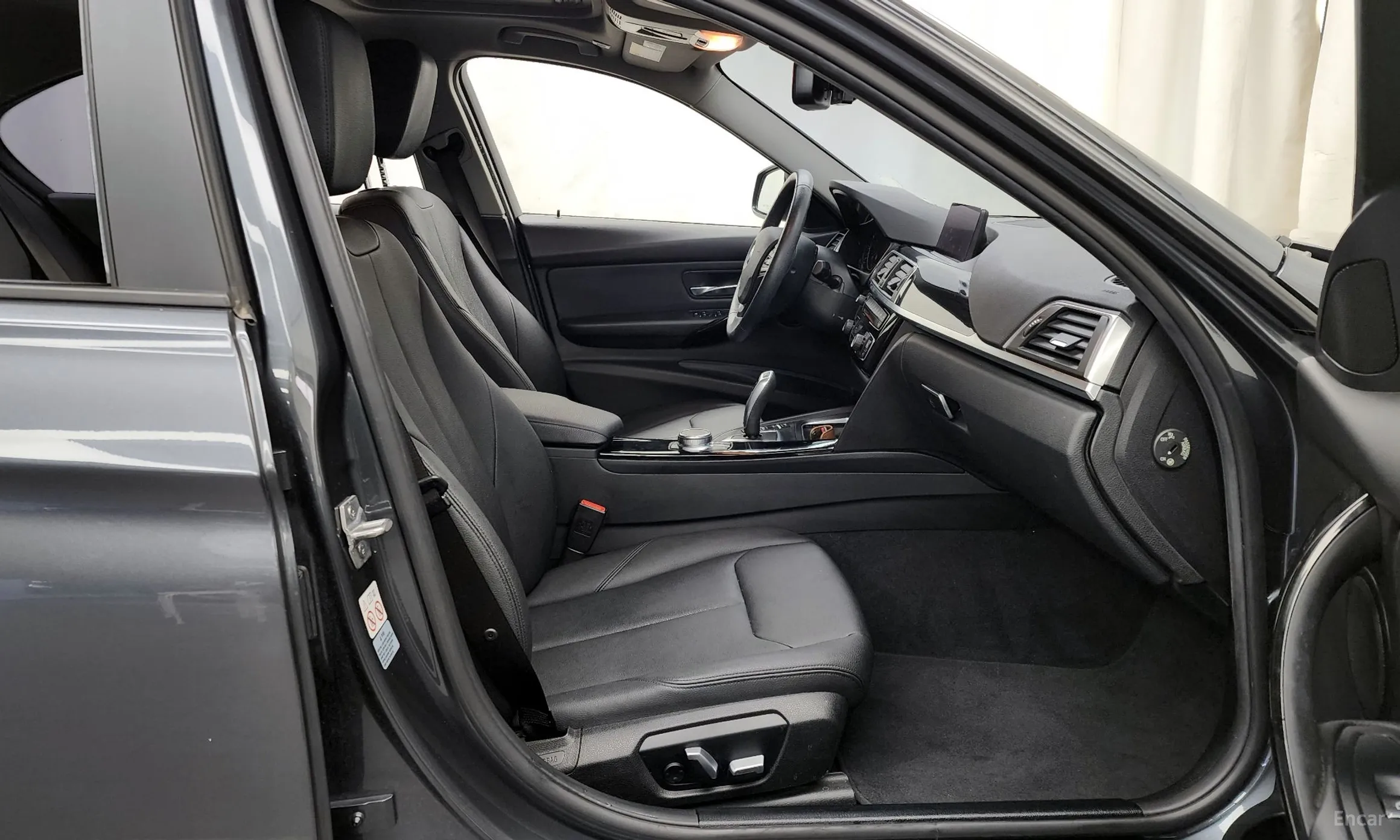 BMW 3 Series (F30) превью 11