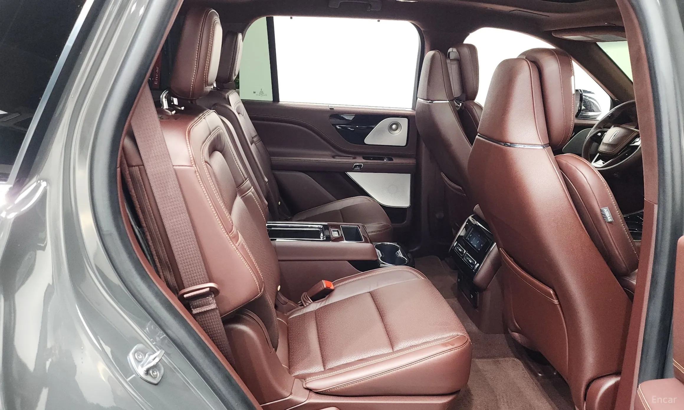 Lincoln Aviator 2nd Generation превью 12