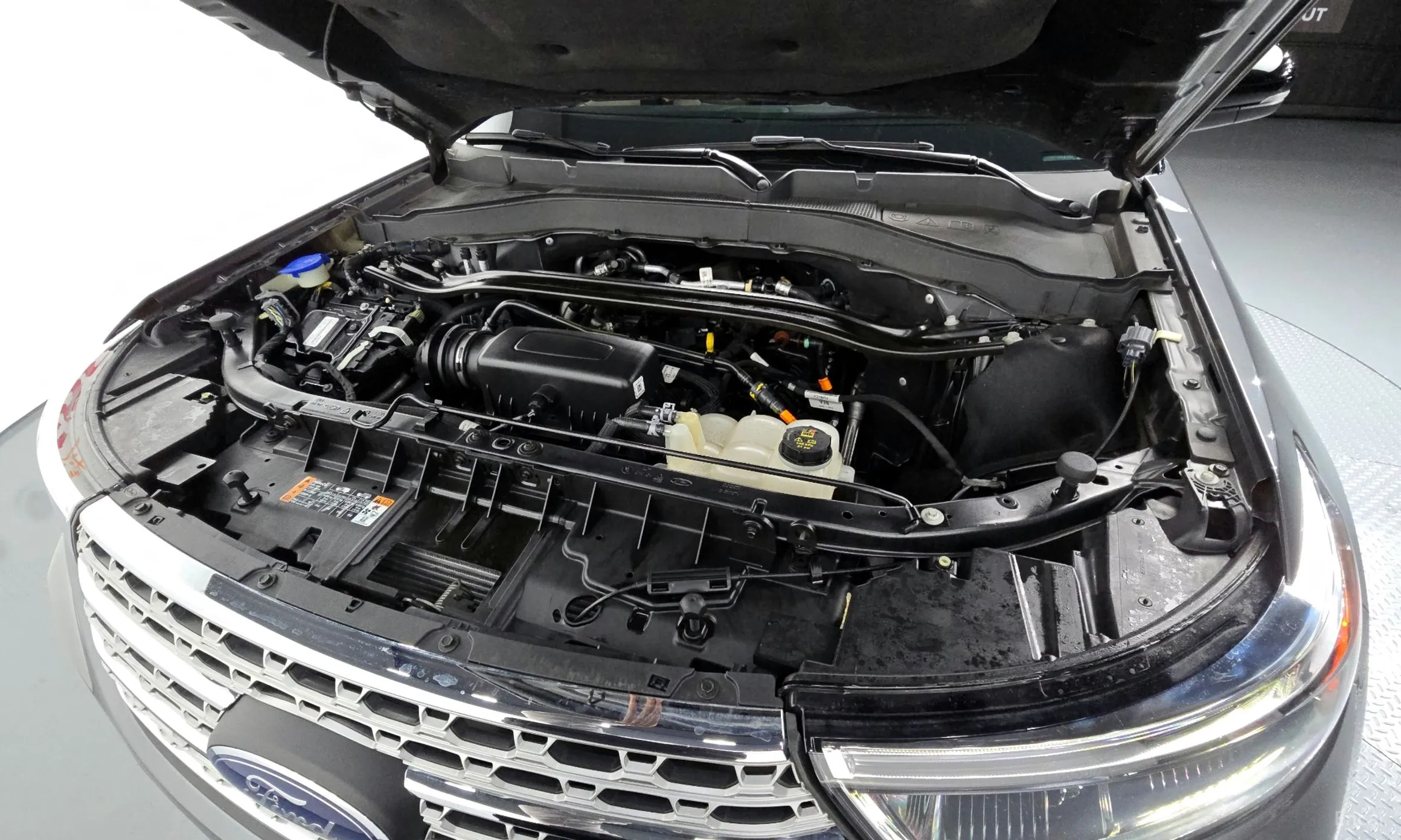 Ford Explorer 6th Generation превью 6