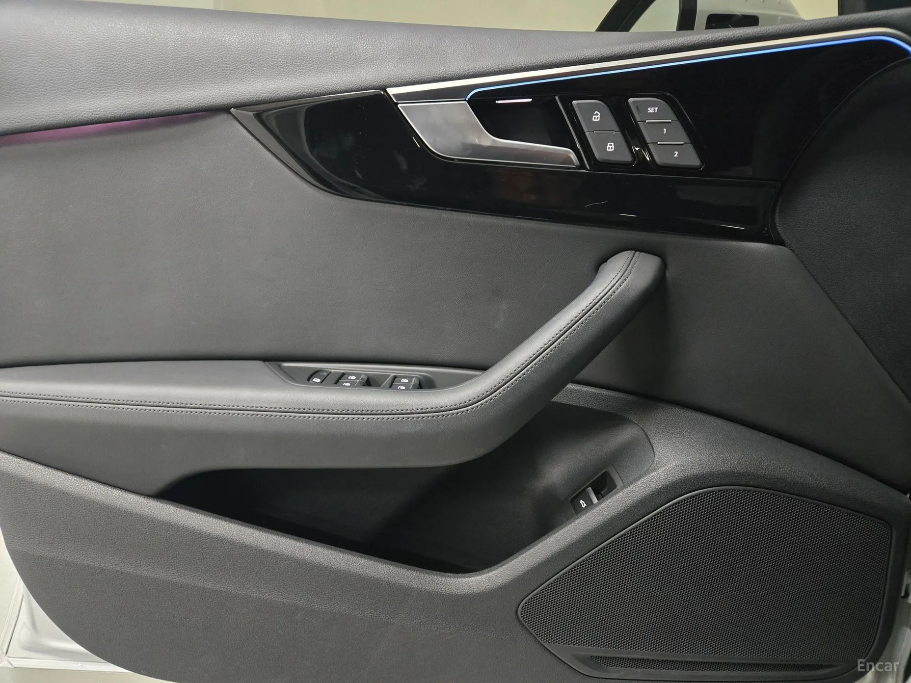 Audi A4 (B9) превью 14