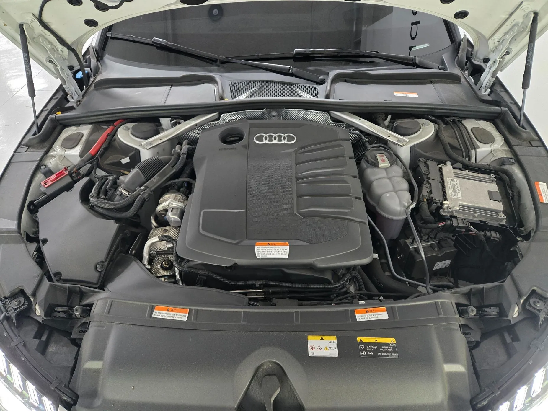 Audi A4 (B9) превью 6