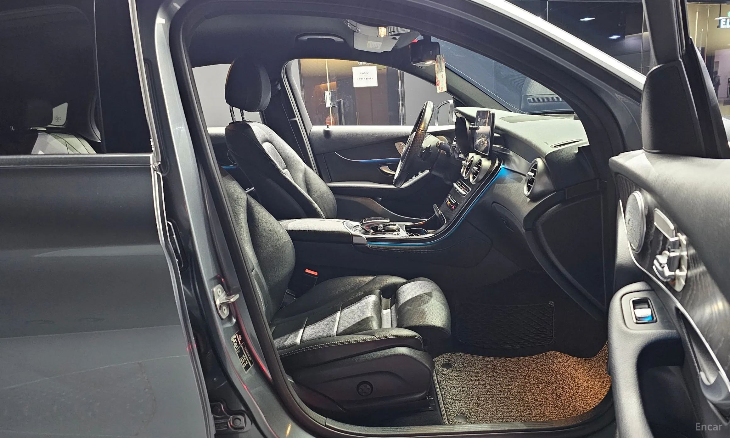 Mercedes Benz GLC-Class X253 превью 10