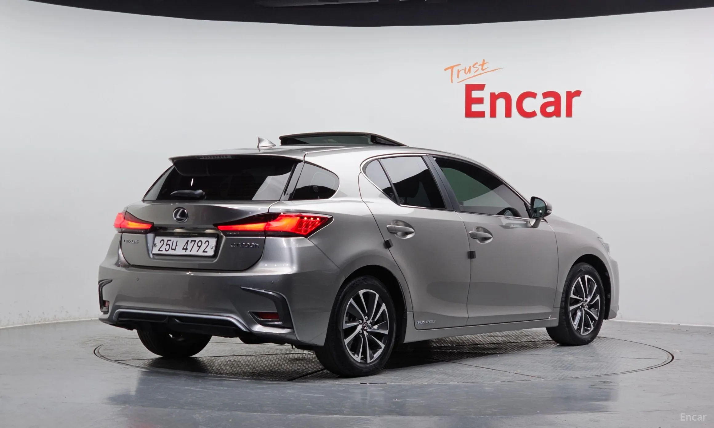 Lexus CT200h превью 2