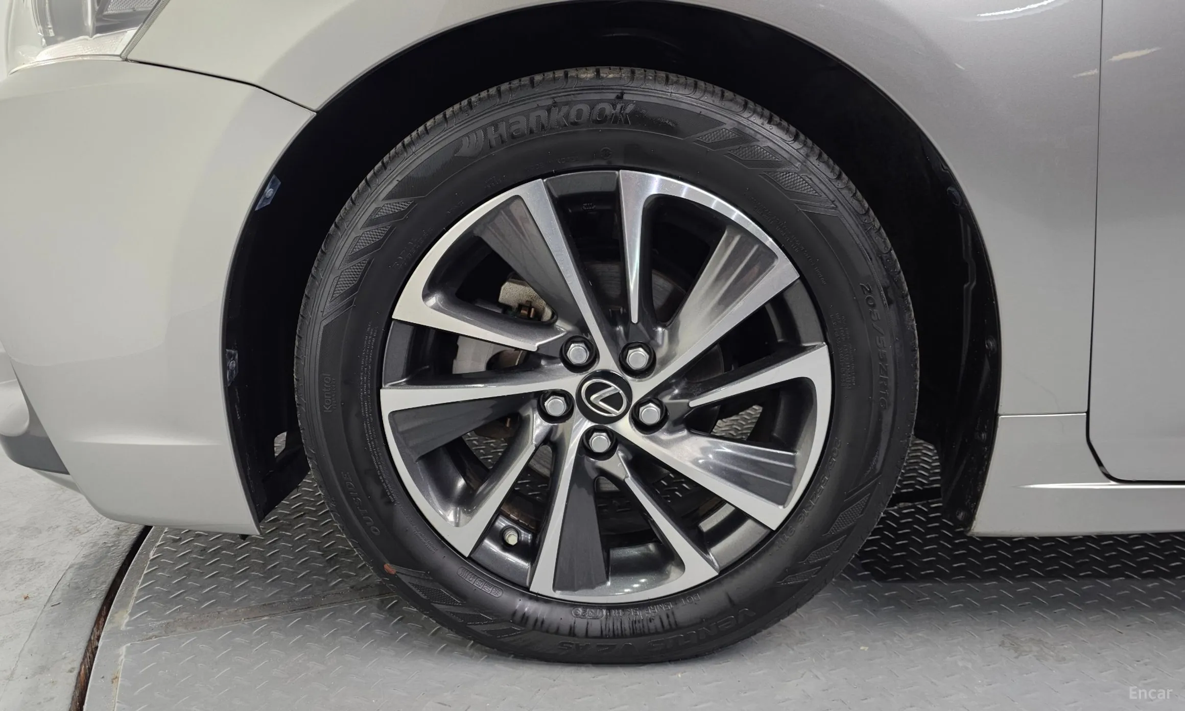 Lexus CT200h превью 5