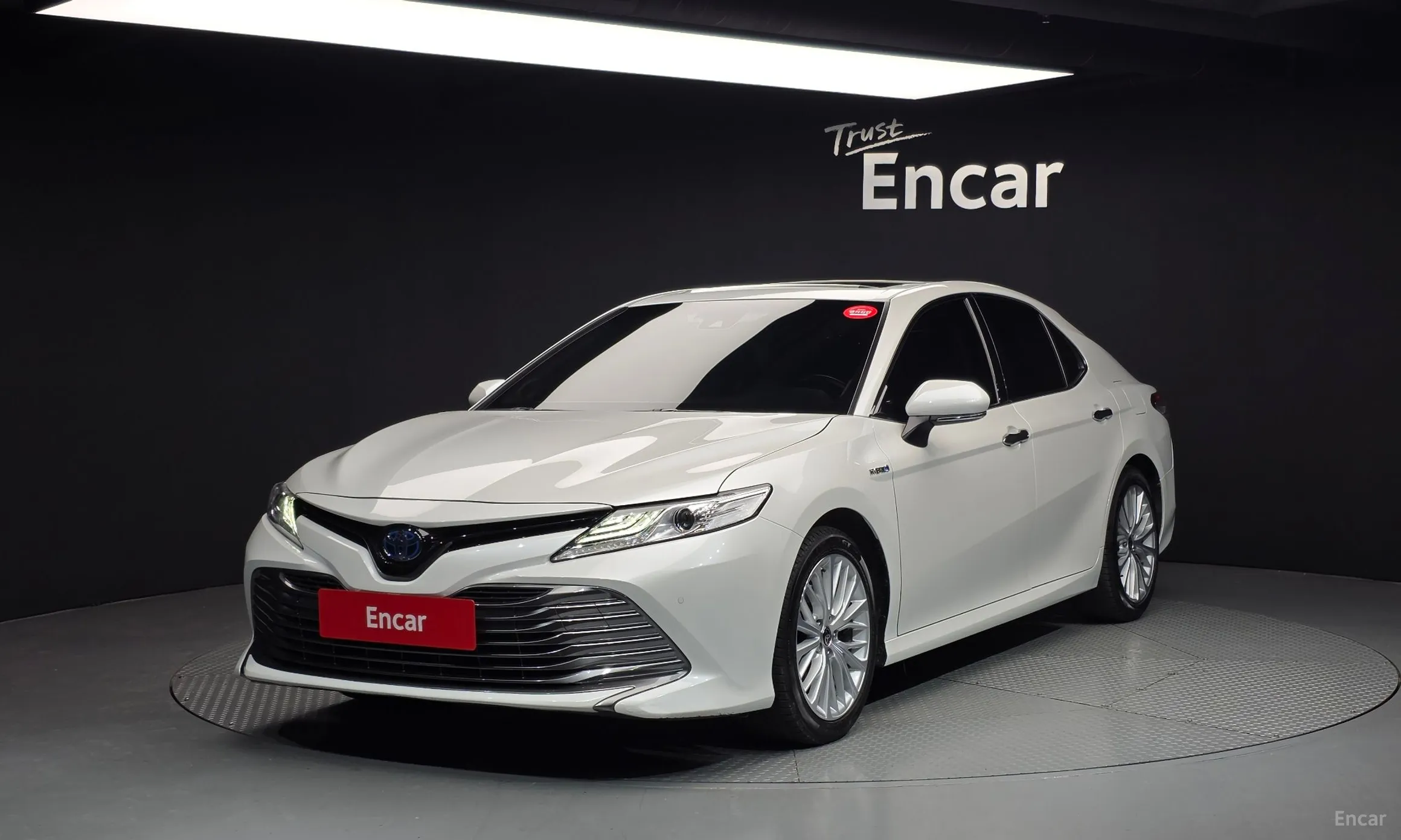 Camry (XV70)