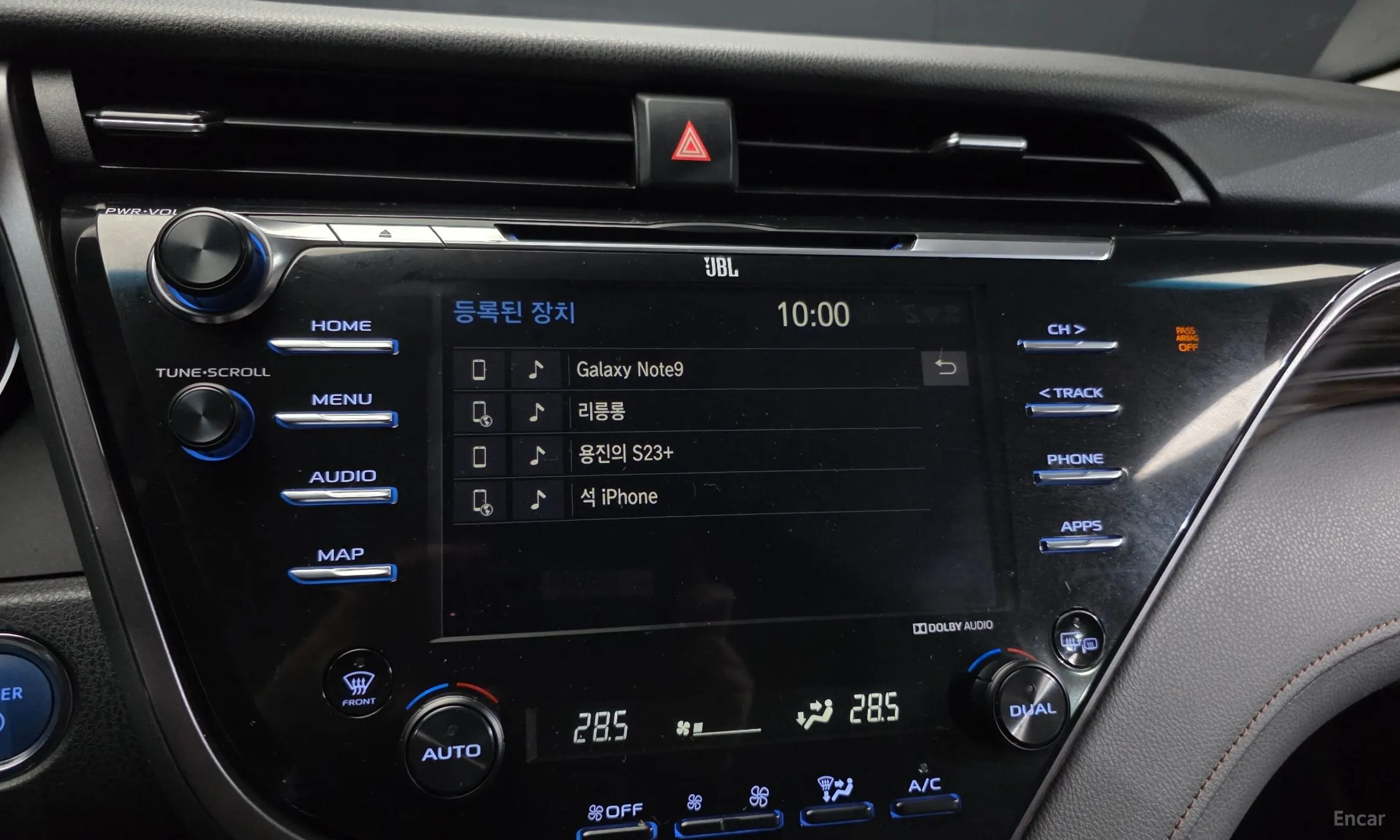 Toyota Camry (XV70) превью 16