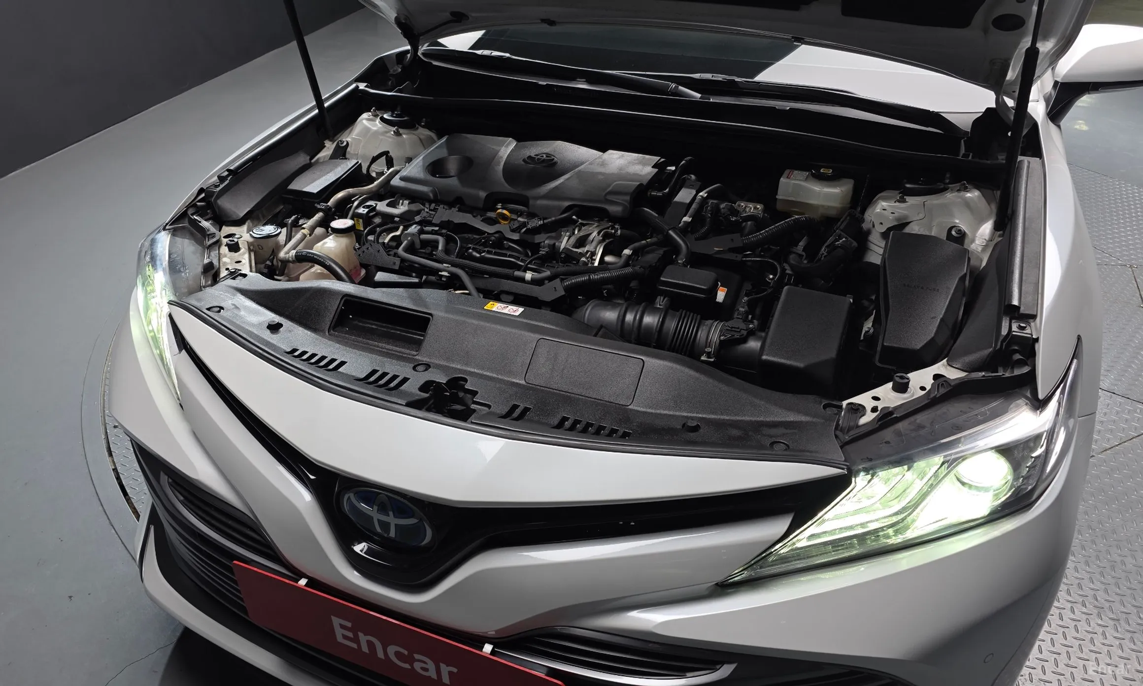Toyota Camry (XV70) превью 6