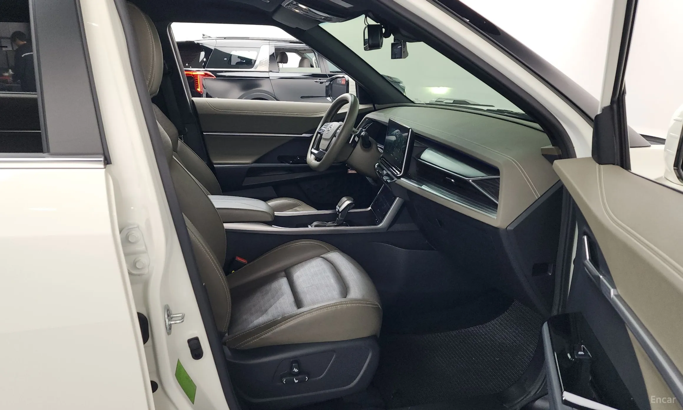 KG Mobility (SsangYong) Torres превью 11