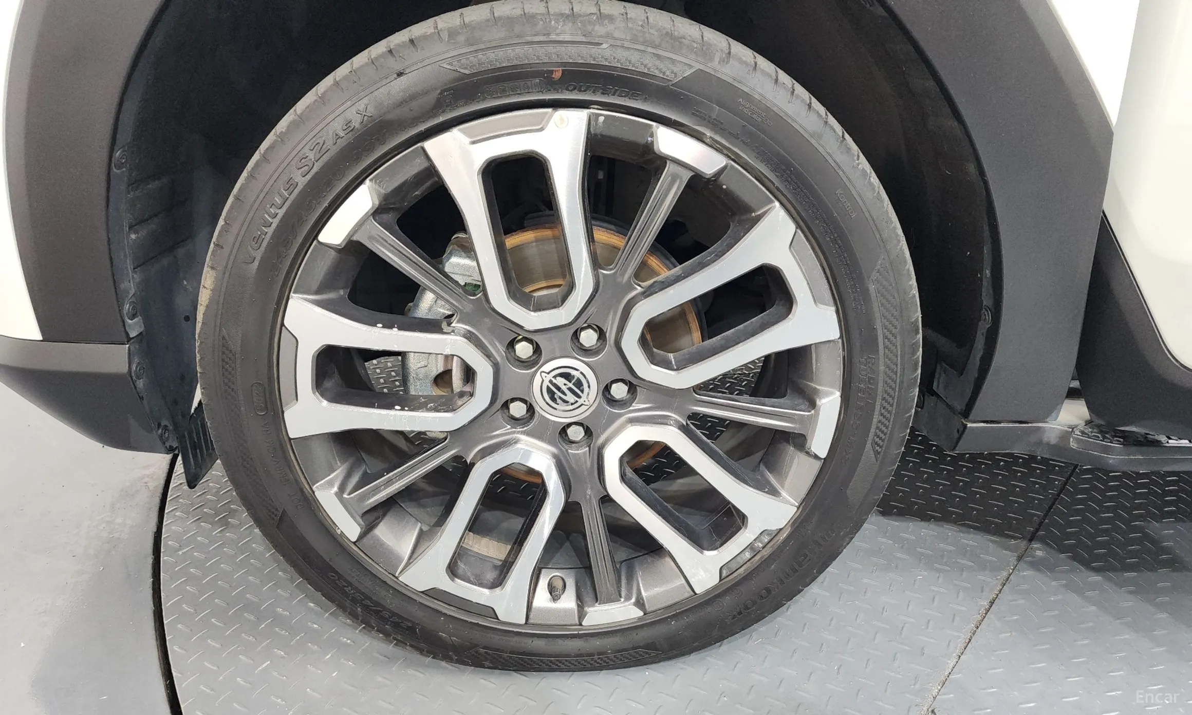 KG Mobility (SsangYong) Torres превью 5