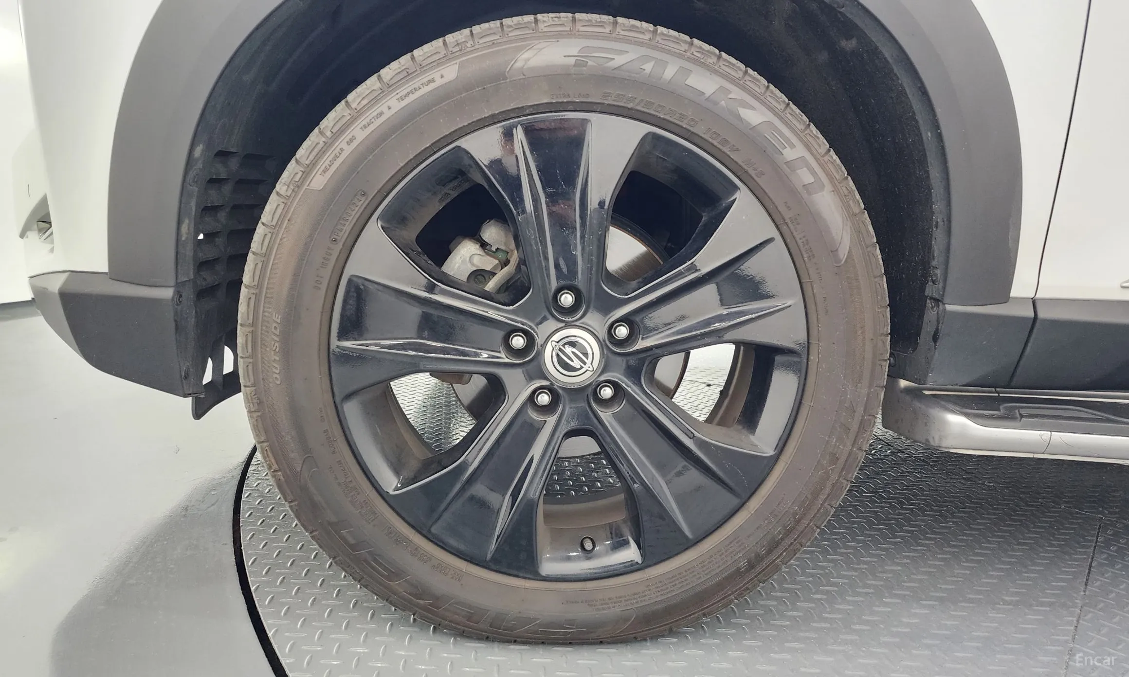 KG Mobility (SsangYong) Rexton превью 5